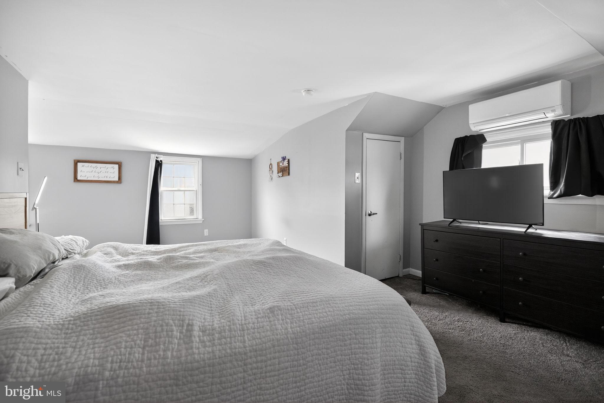 GLENSIDE - Residential