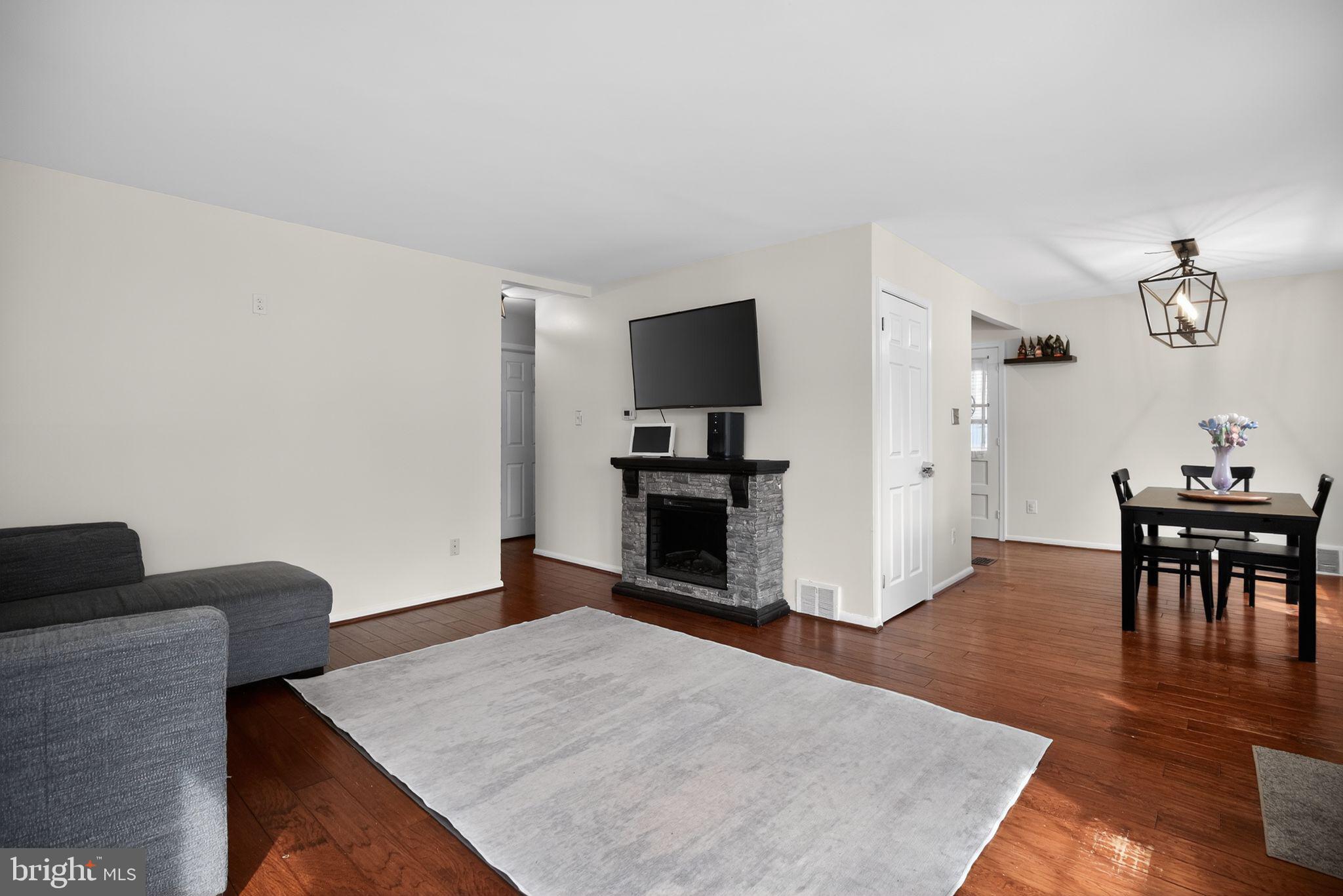 GLENSIDE - Residential