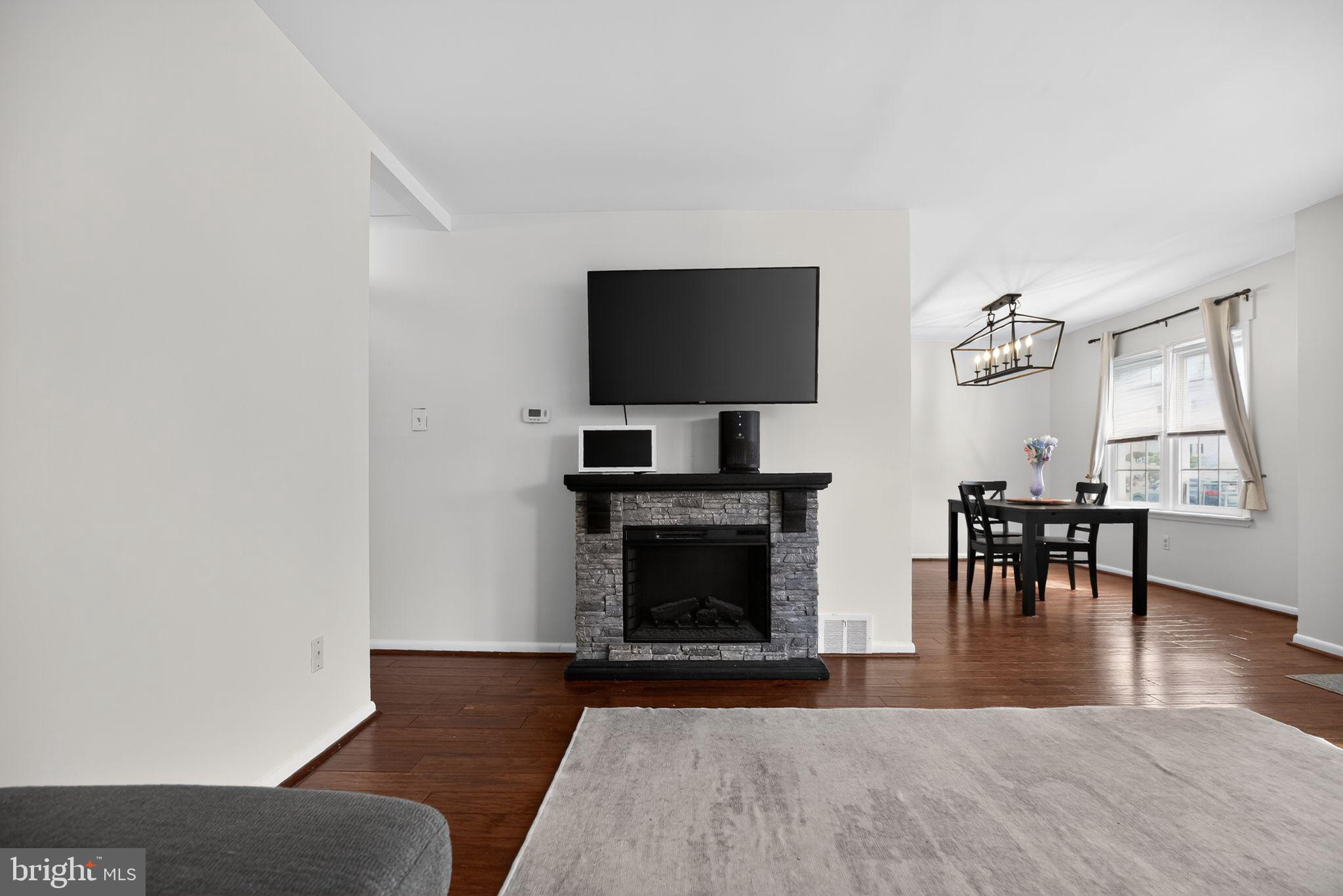 GLENSIDE - Residential