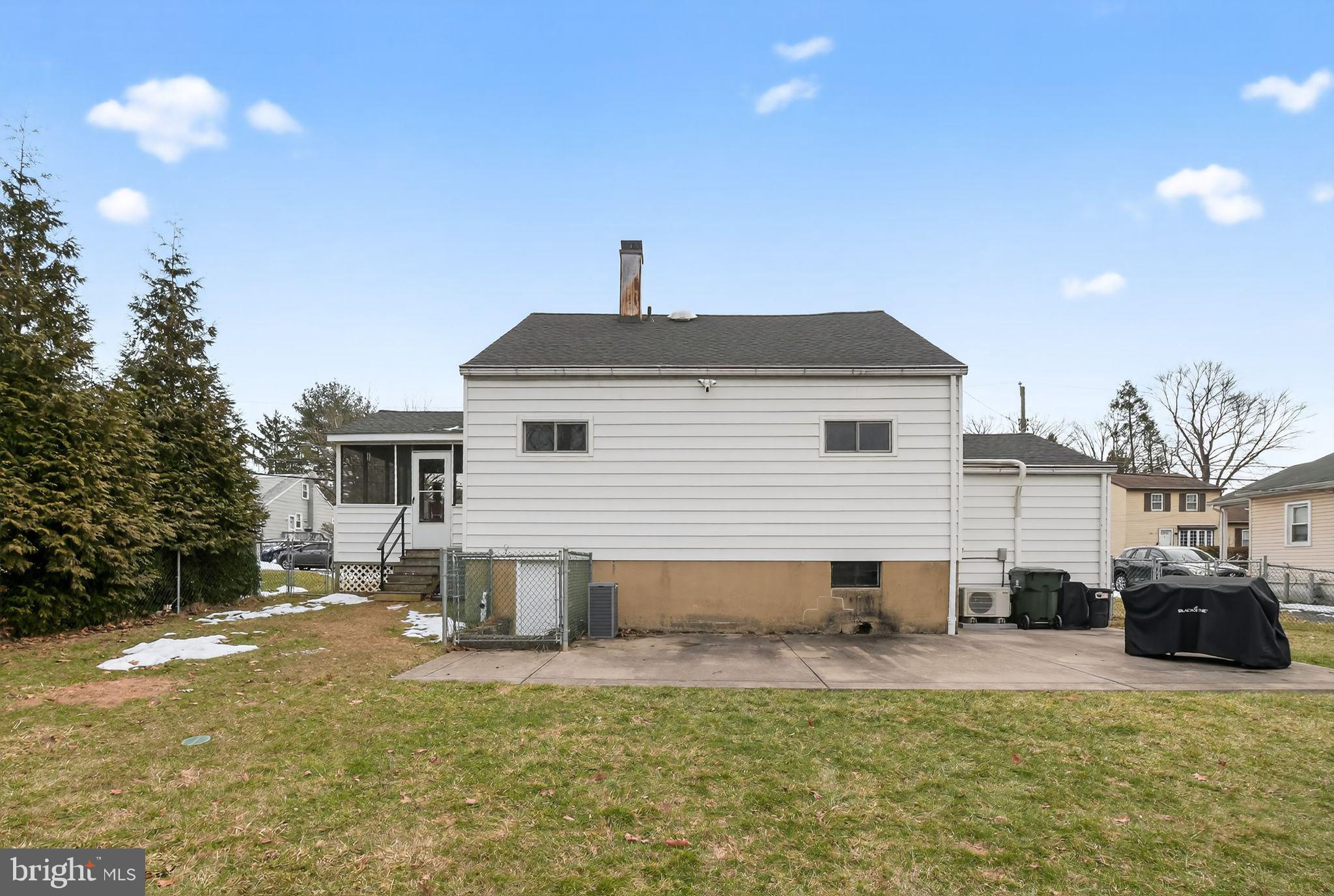 GLENSIDE - Residential