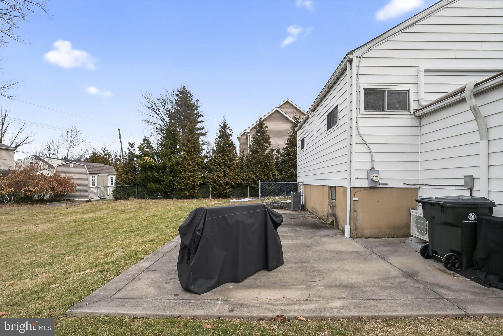 GLENSIDE - Residential