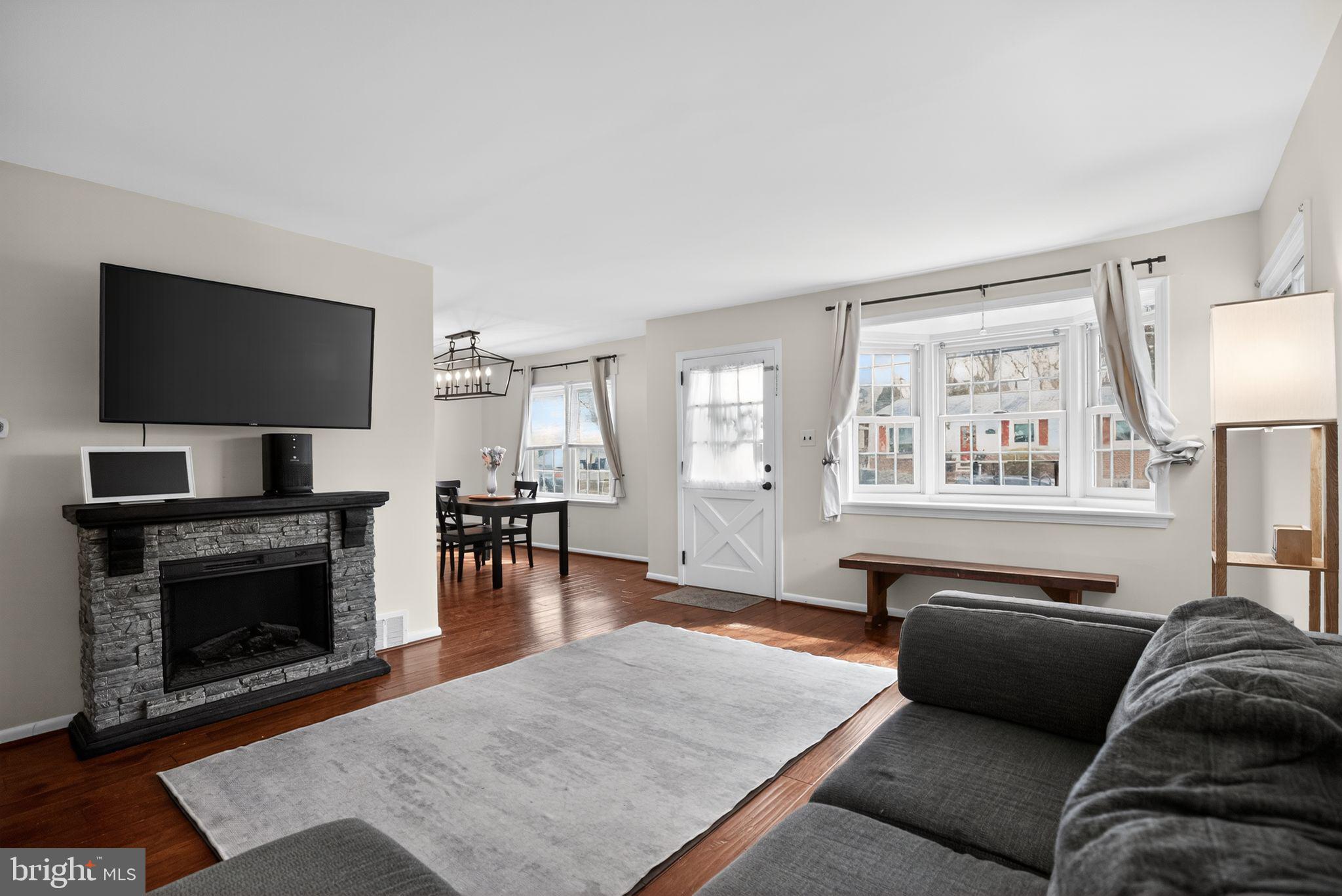 GLENSIDE - Residential