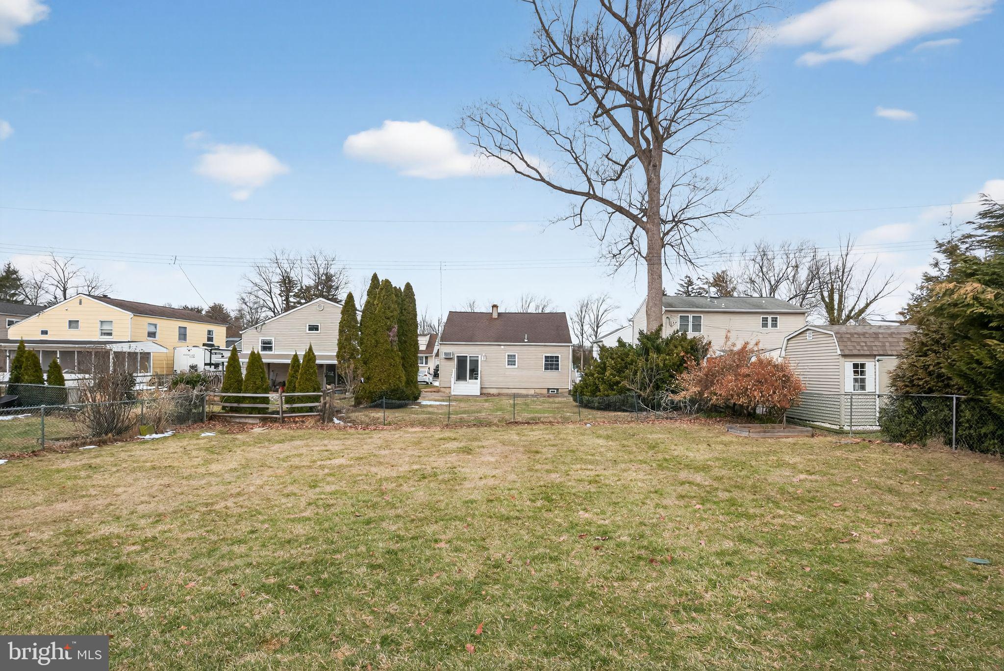 GLENSIDE - Residential