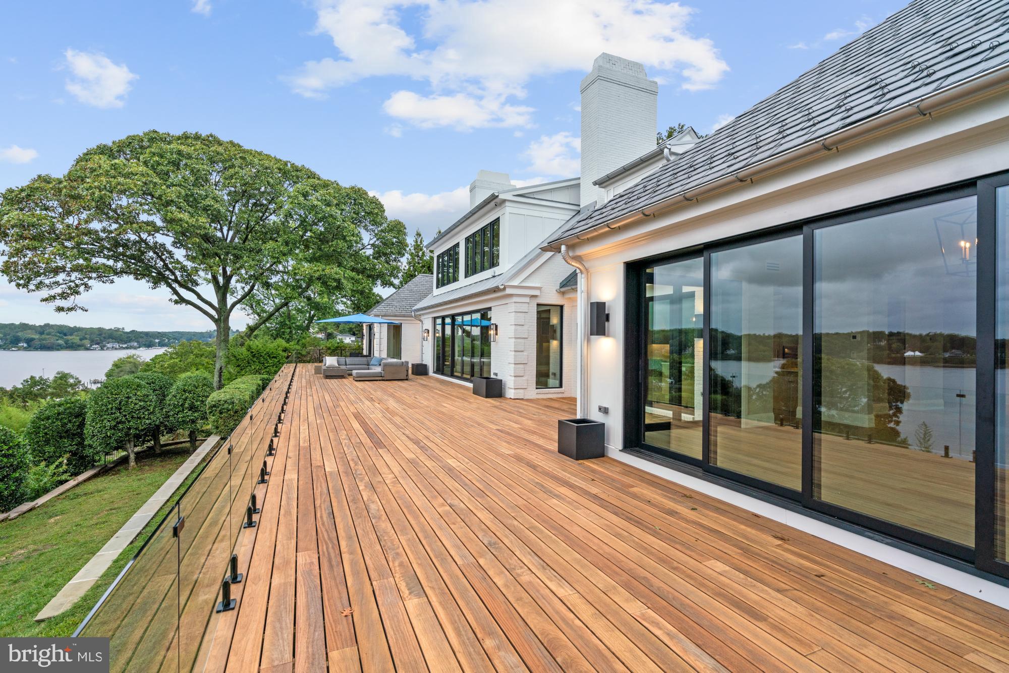 WINCHESTER ON THE SEVERN - Residential