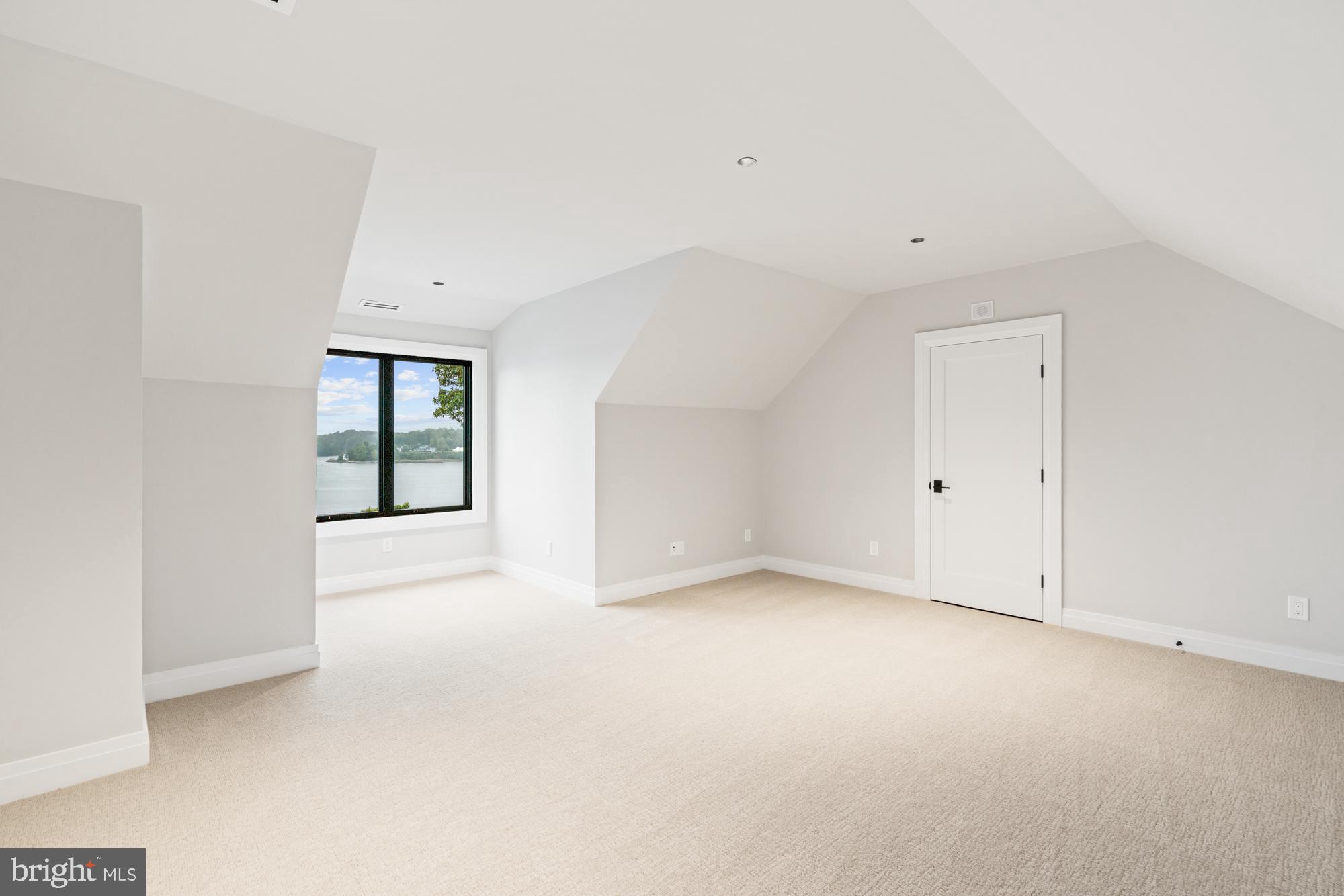 WINCHESTER ON THE SEVERN - Residential