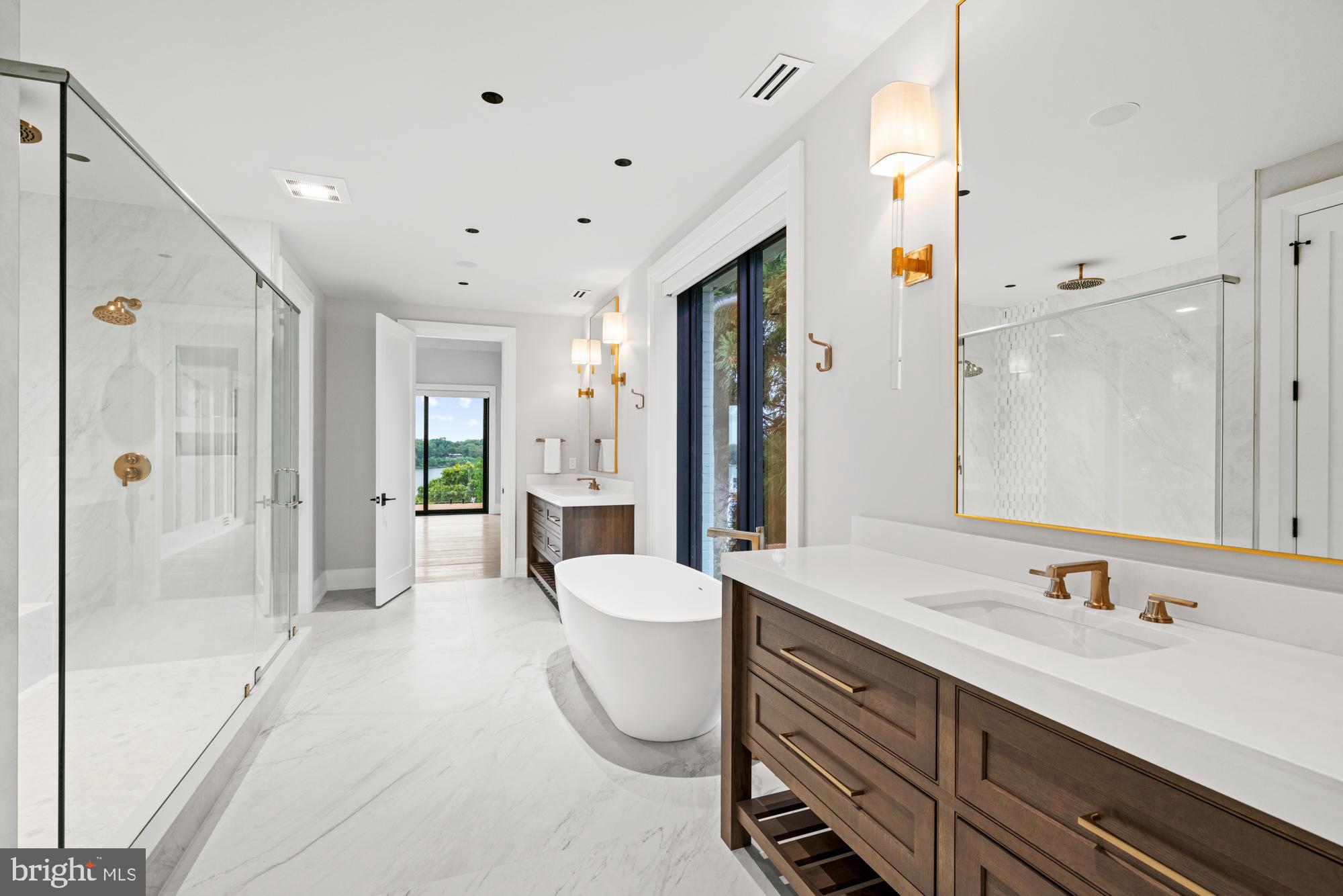 WINCHESTER ON THE SEVERN - Residential