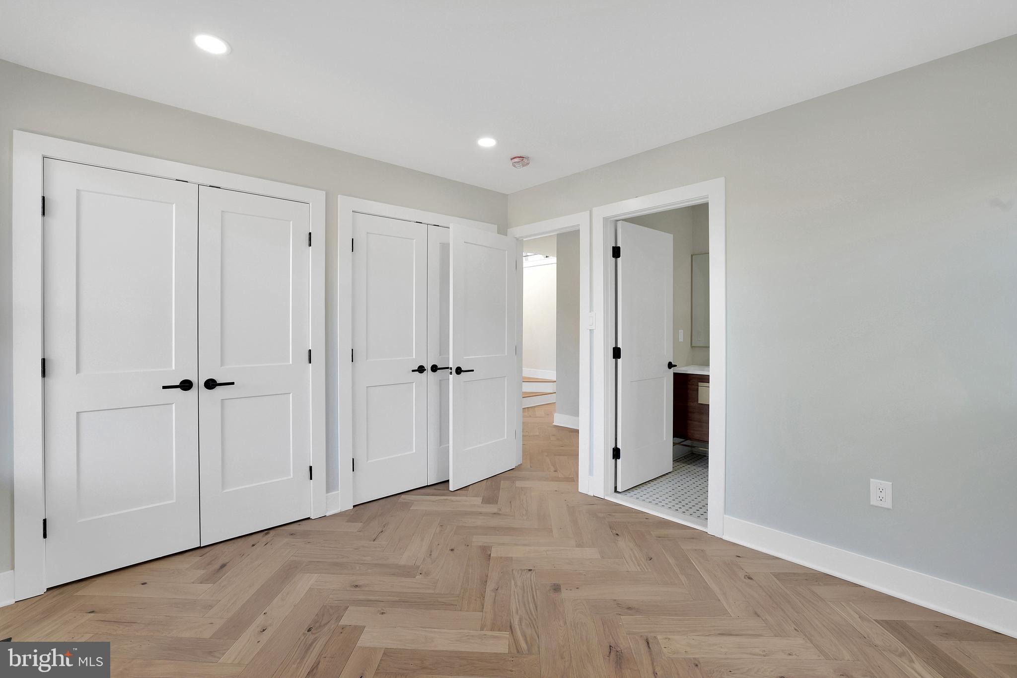 TAKOMA PARK - Residential