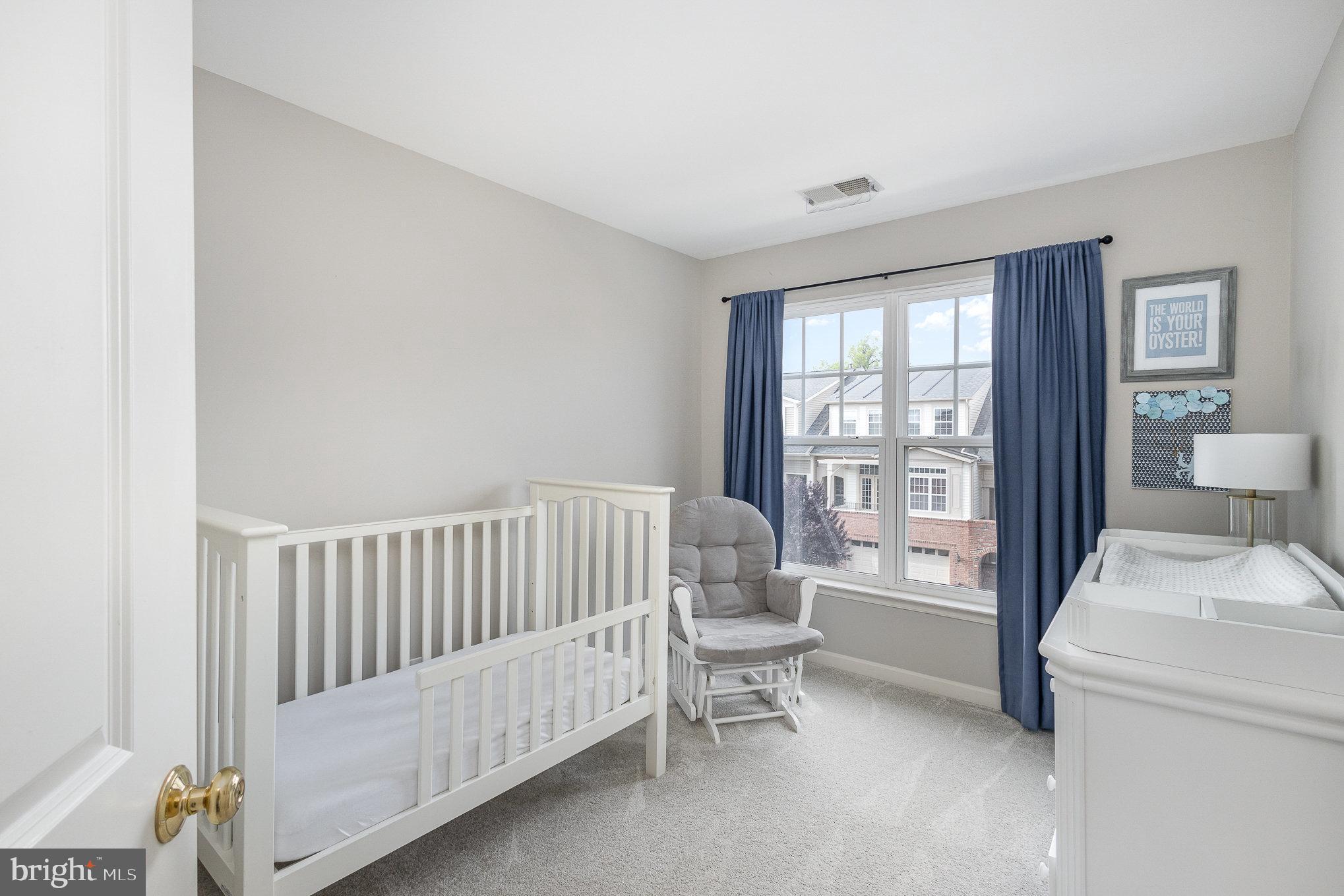 SIGNATURE AT BROADLANDS - Residential