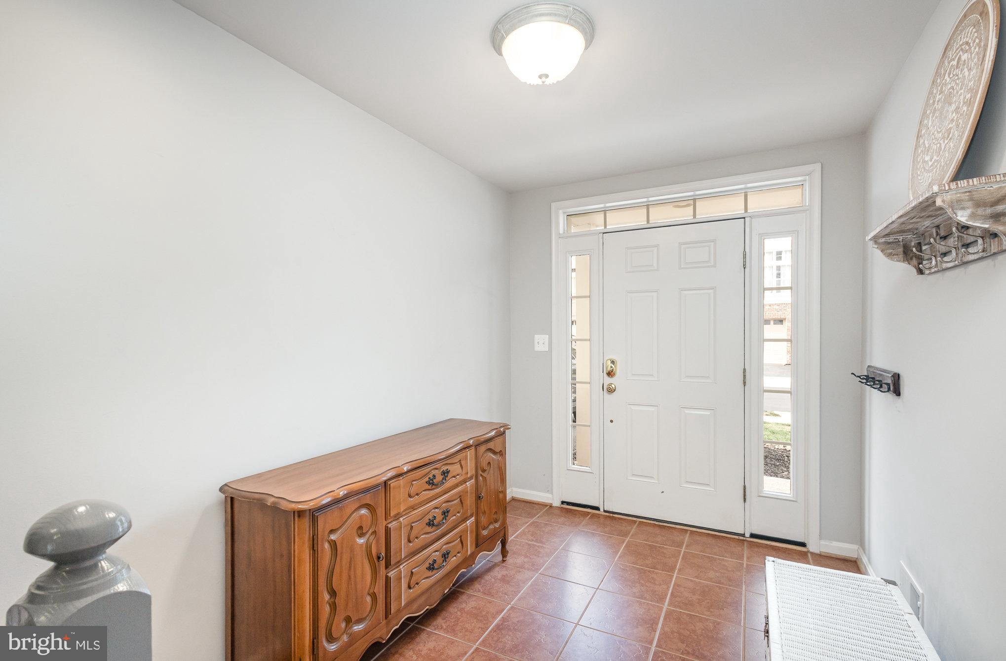 SIGNATURE AT BROADLANDS - Residential