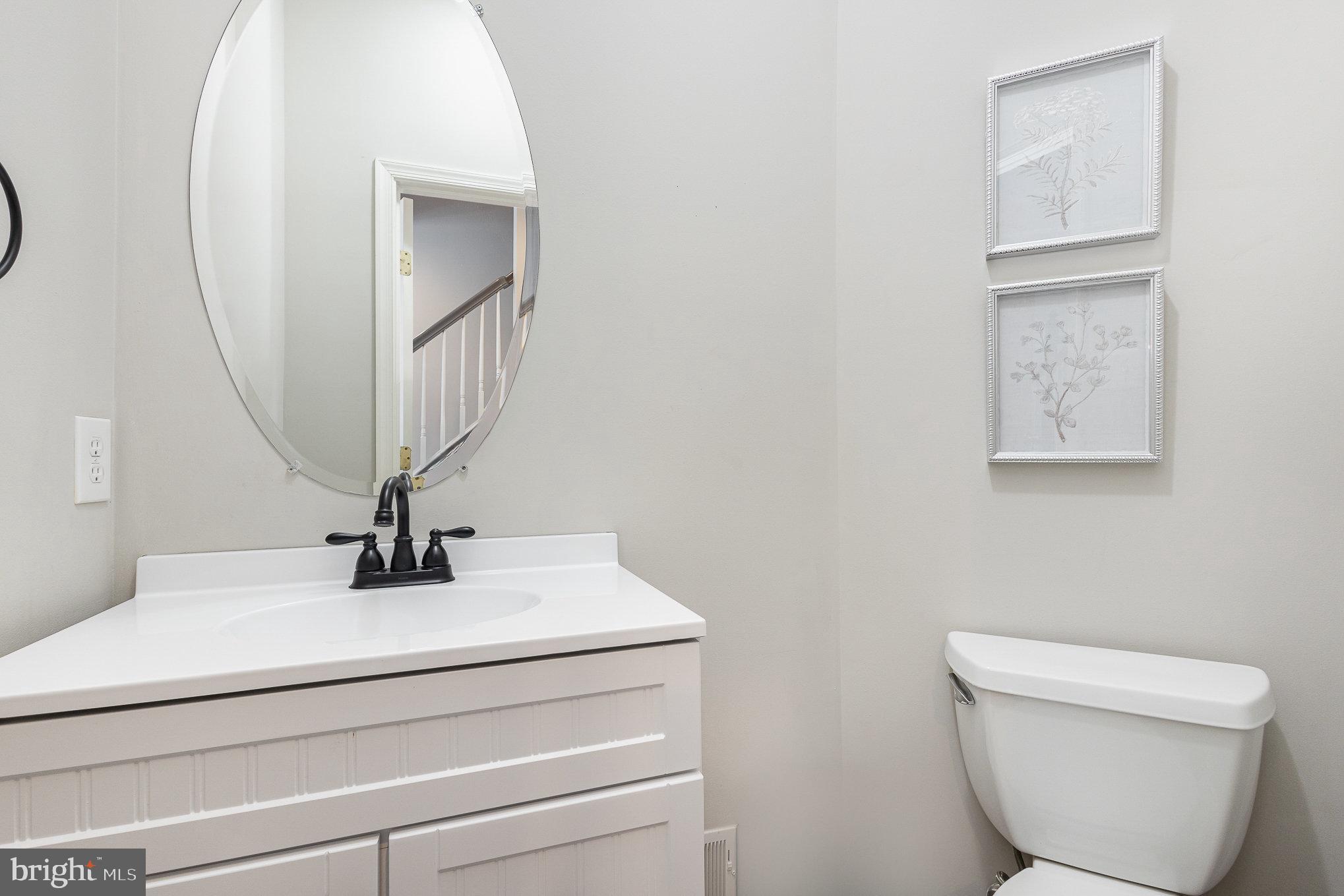 SIGNATURE AT BROADLANDS - Residential