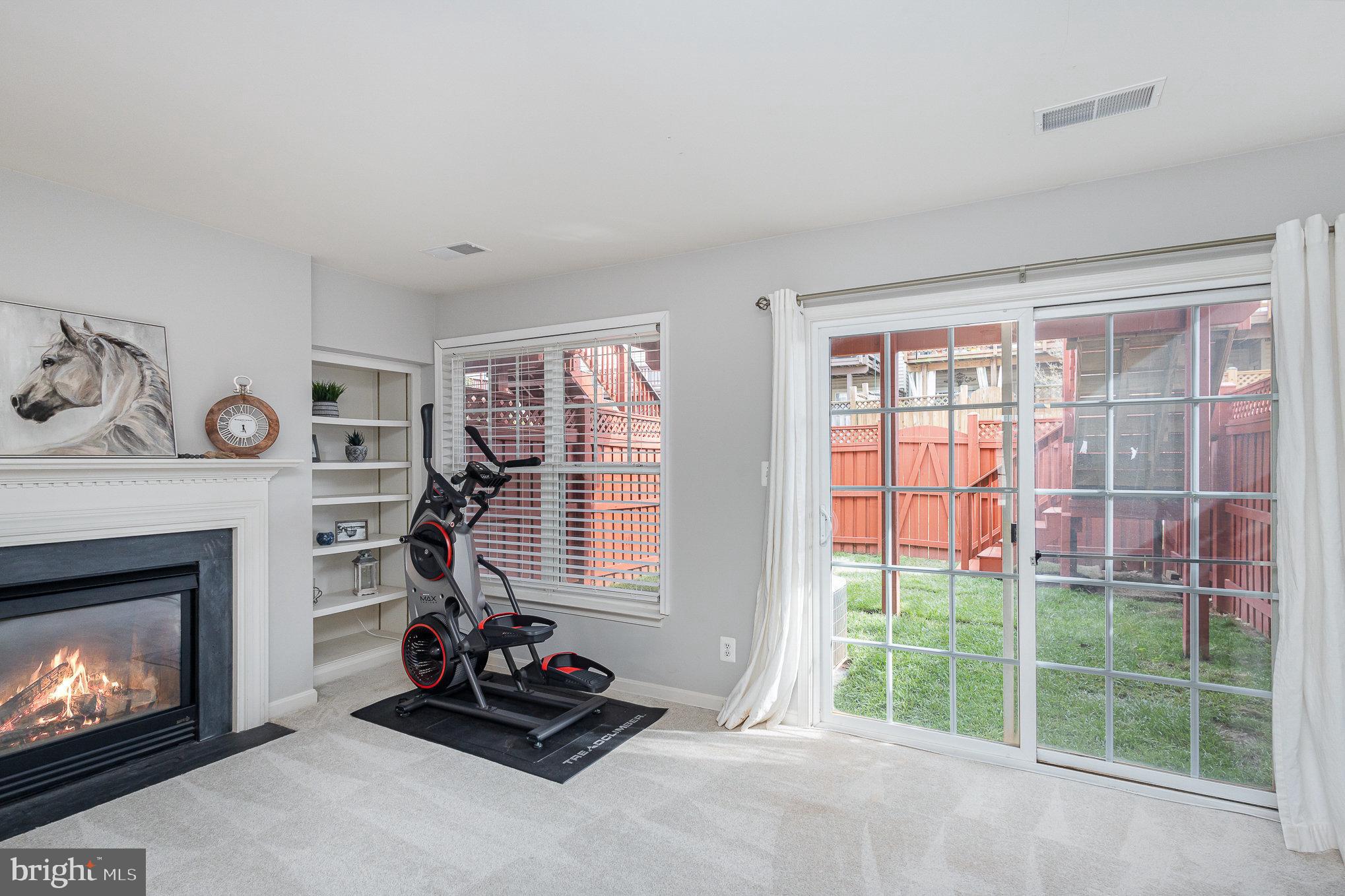 SIGNATURE AT BROADLANDS - Residential