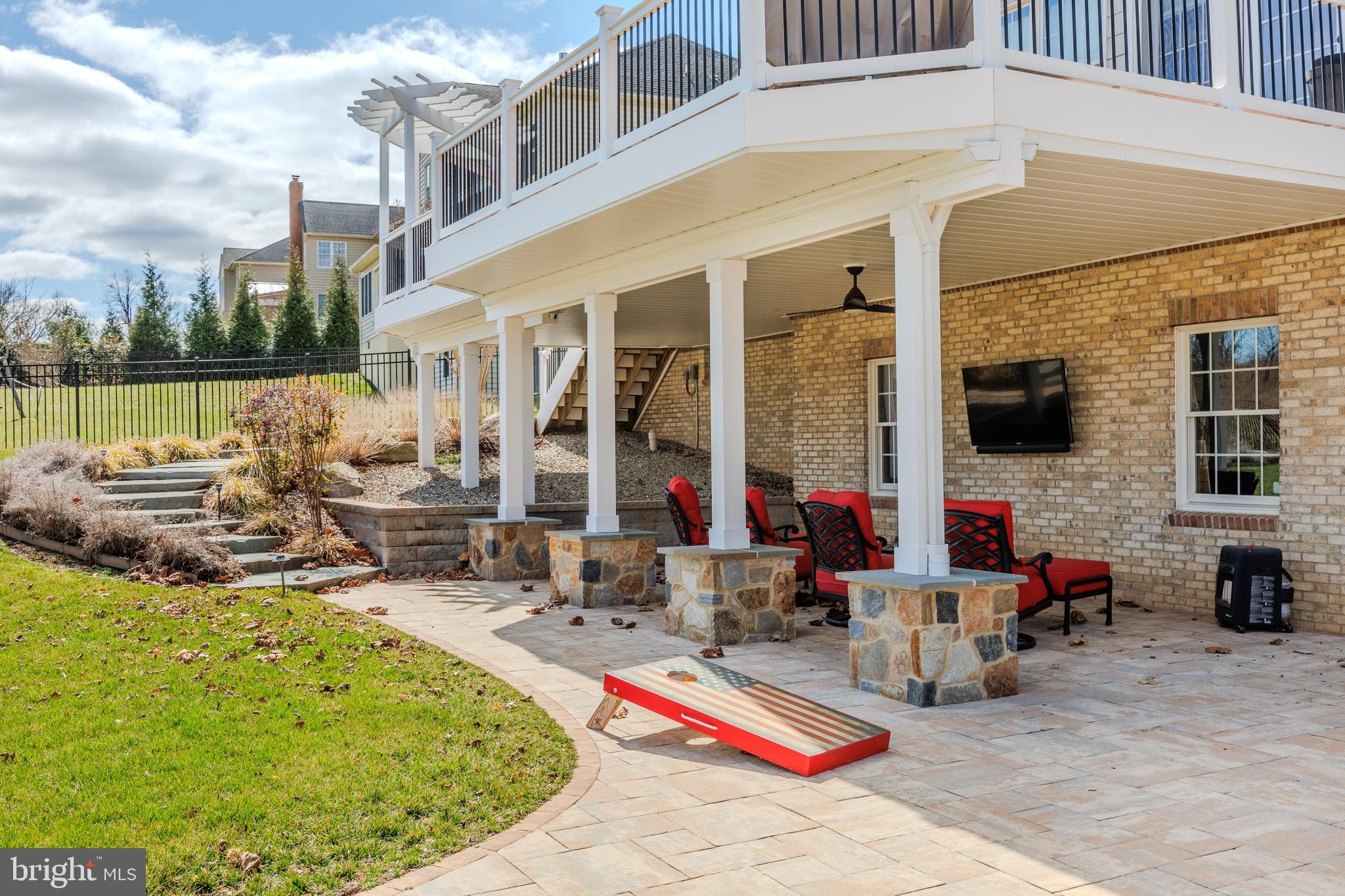 CATTAIL OVERLOOK - Residential