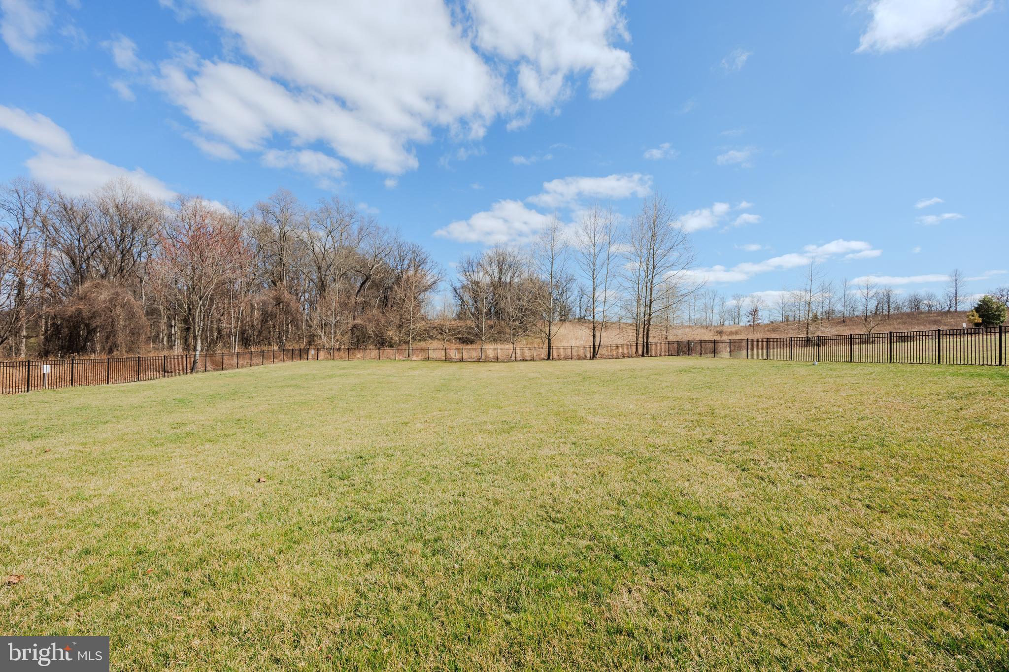 CATTAIL OVERLOOK - Residential