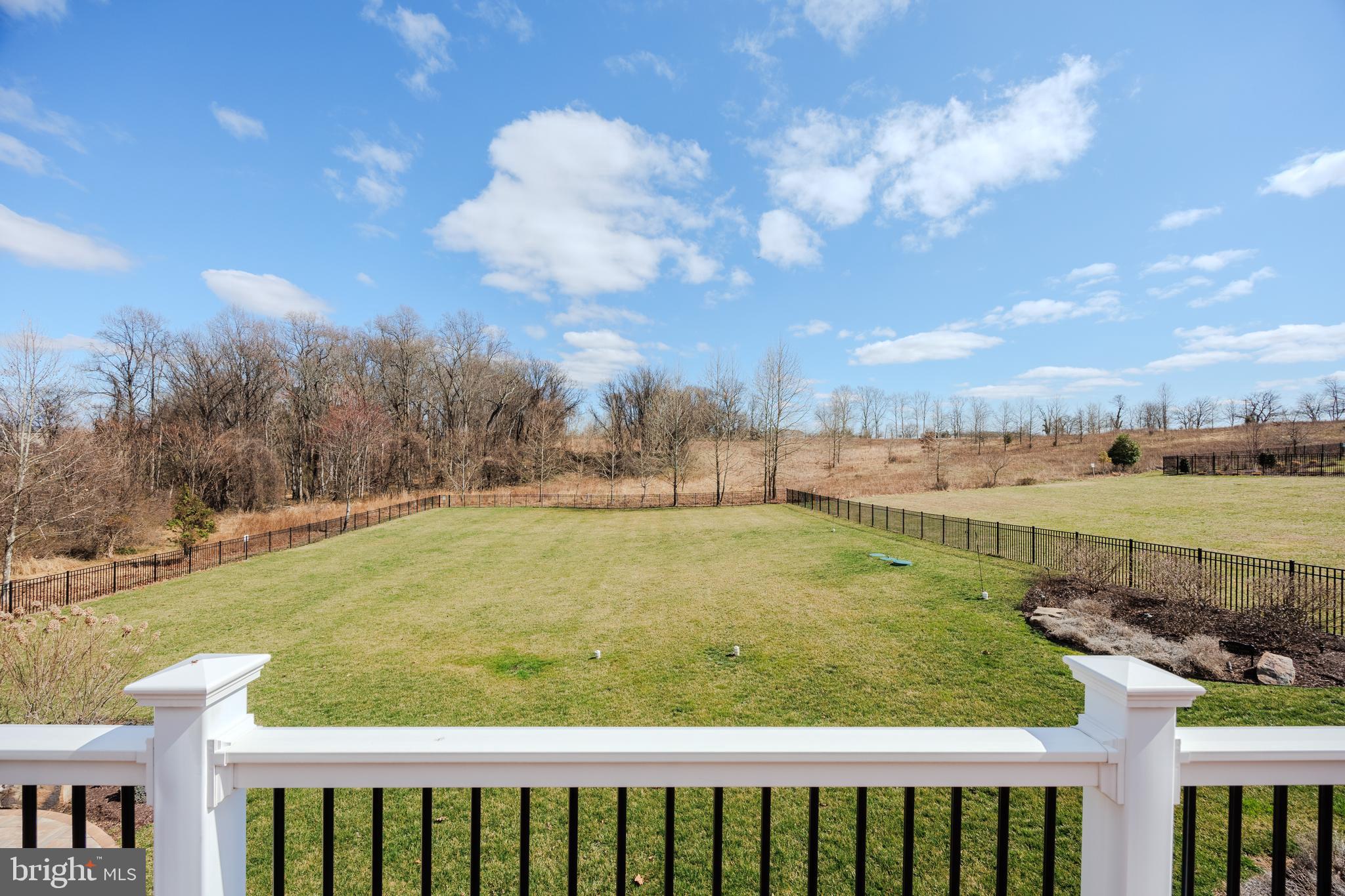 CATTAIL OVERLOOK - Residential