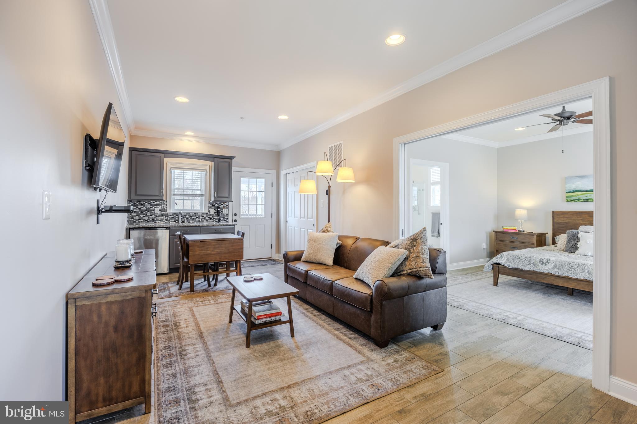 CATTAIL OVERLOOK - Residential