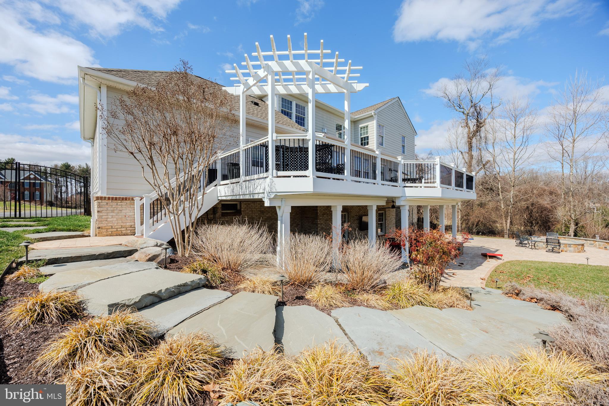 CATTAIL OVERLOOK - Residential