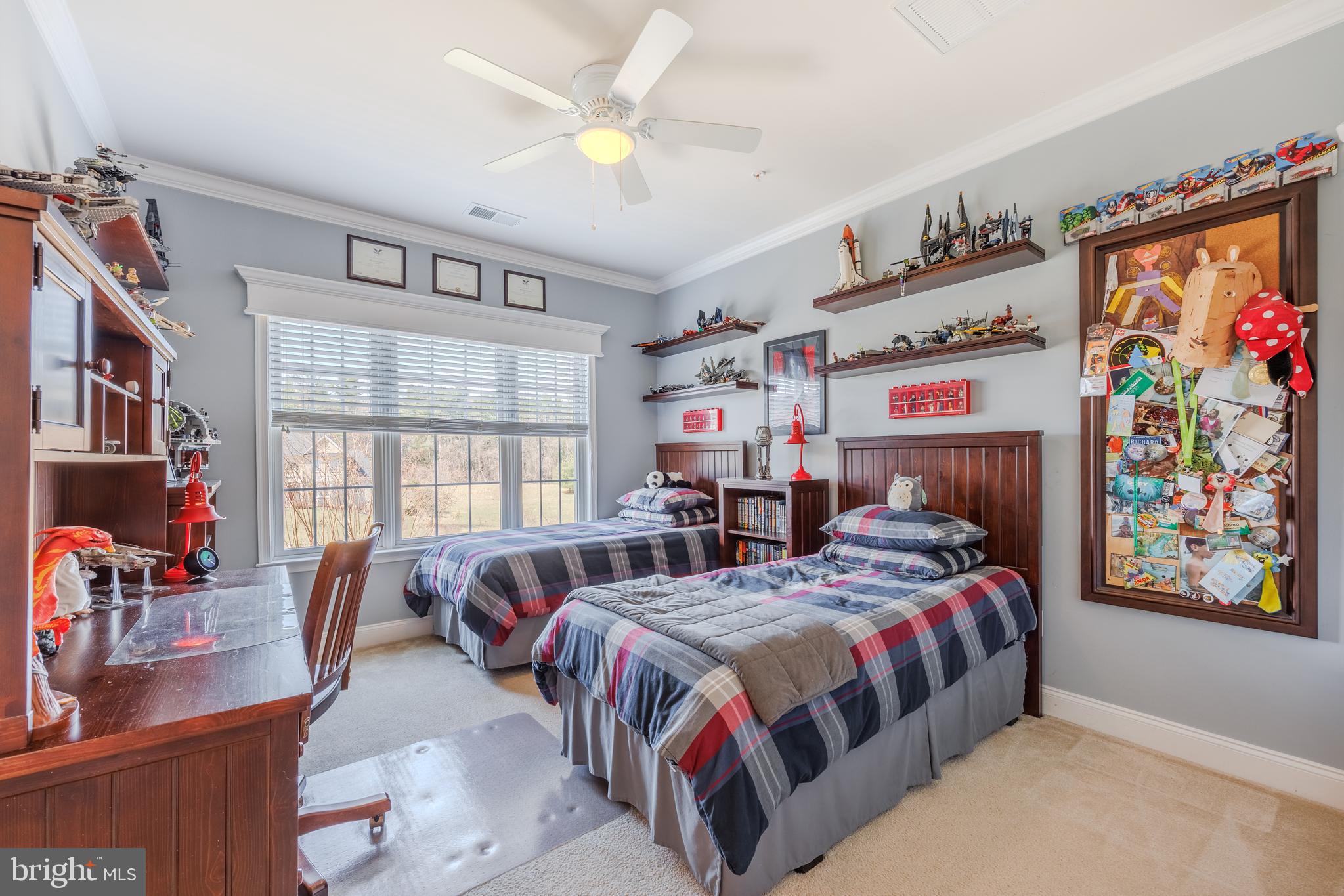 CATTAIL OVERLOOK - Residential