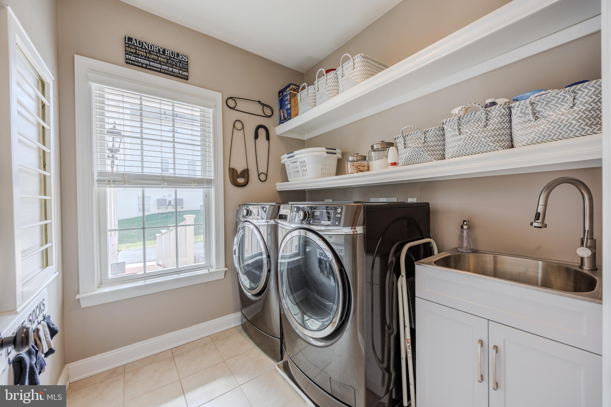 CATTAIL OVERLOOK - Residential