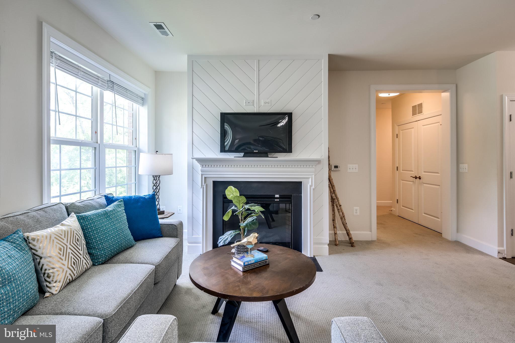 TURF VALLEY - Residential Lease