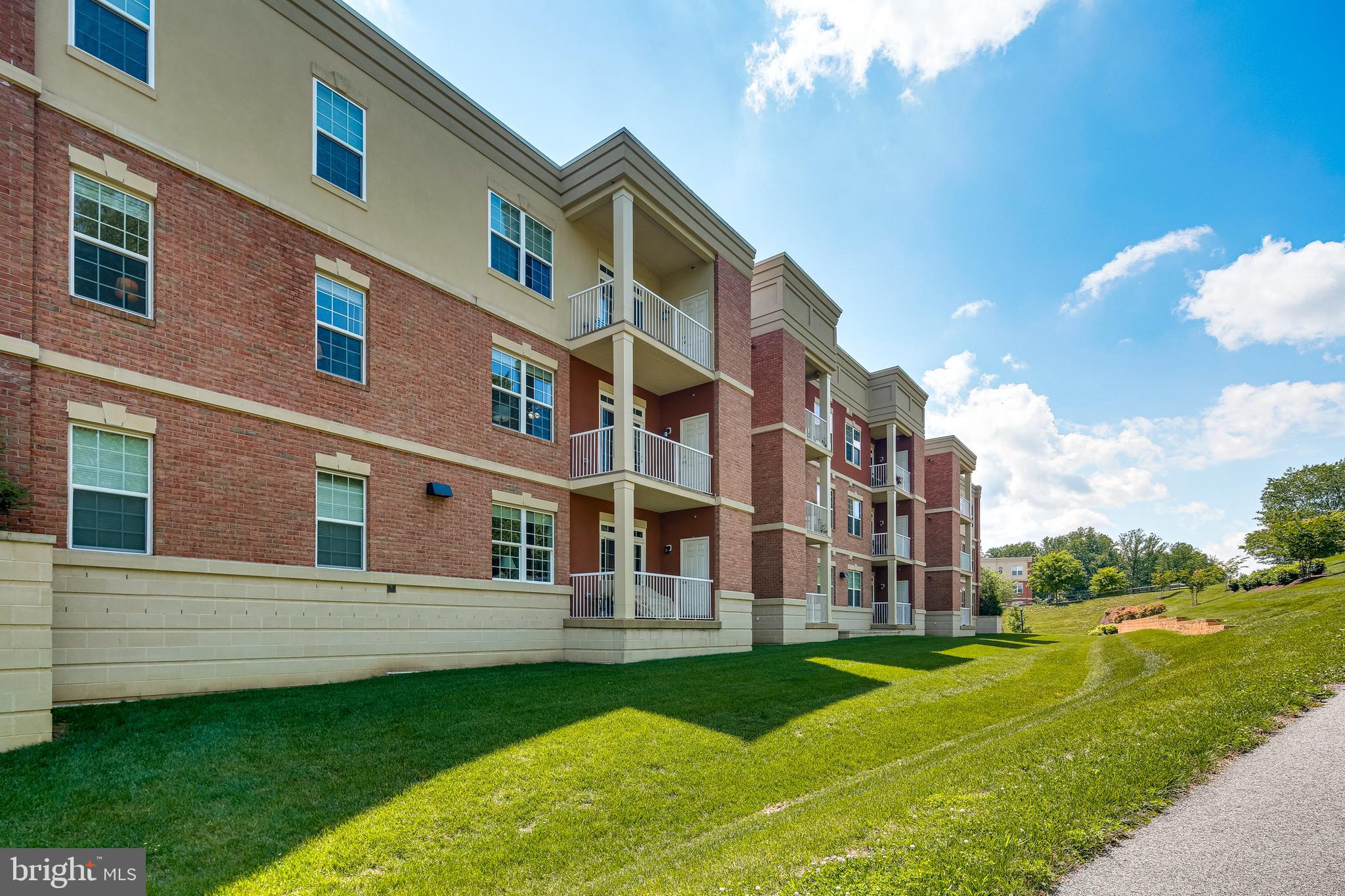 TURF VALLEY - Residential Lease