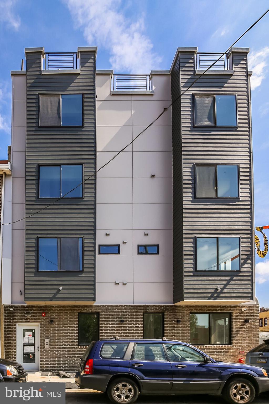 UNIVERSITY CITY - Land