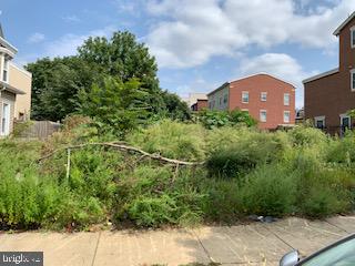 UNIVERSITY CITY - Land