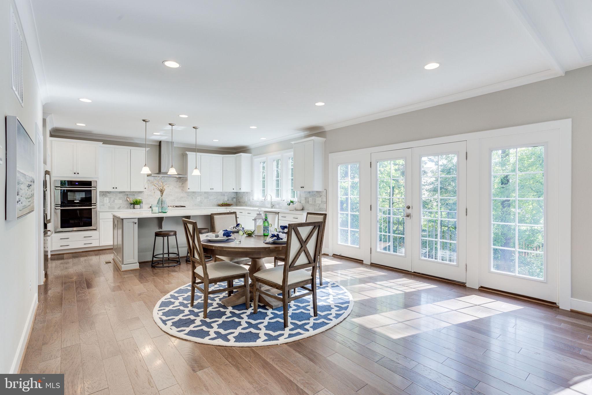 VIENNA WOODS - Residential