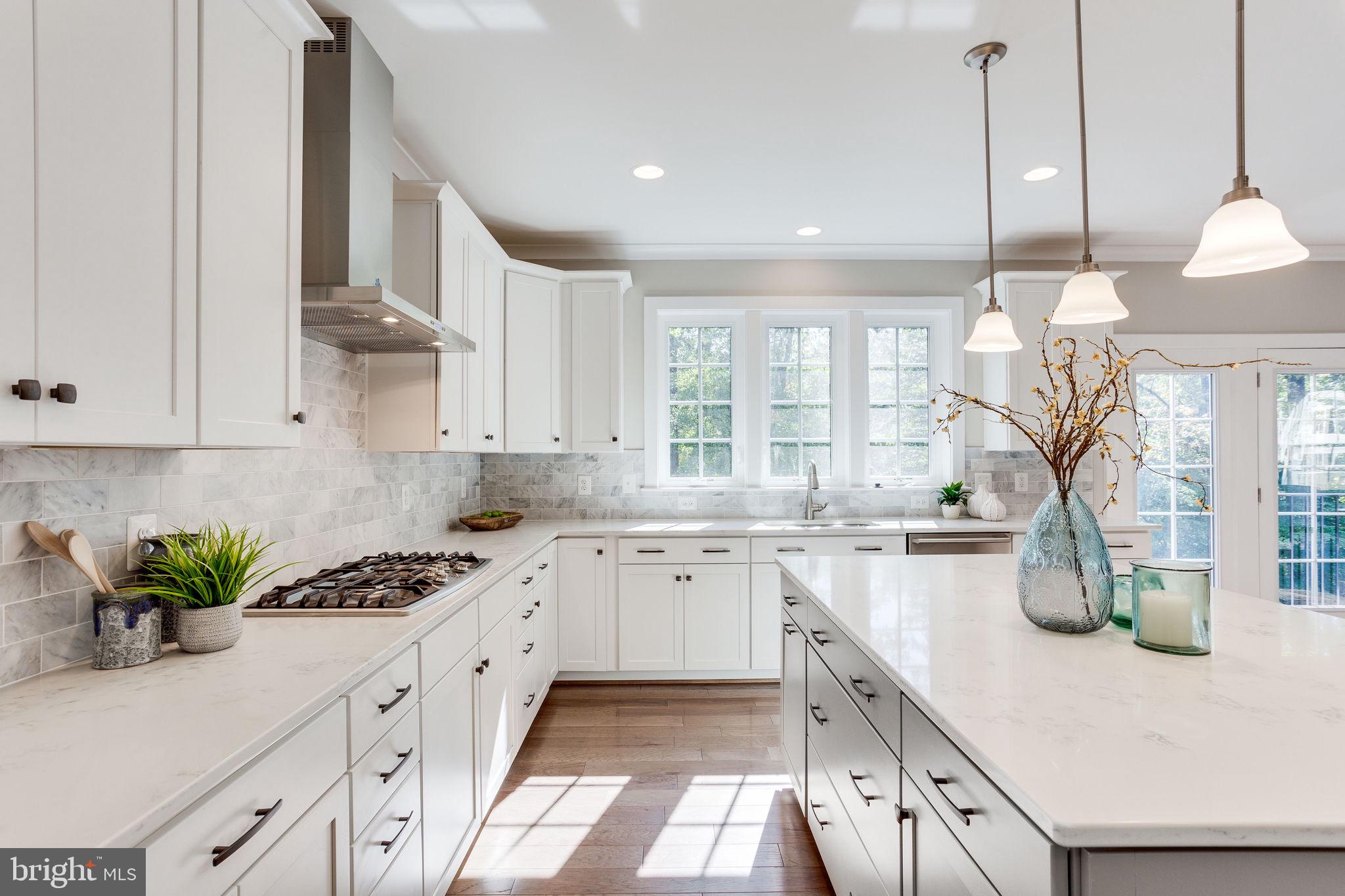 VIENNA WOODS - Residential