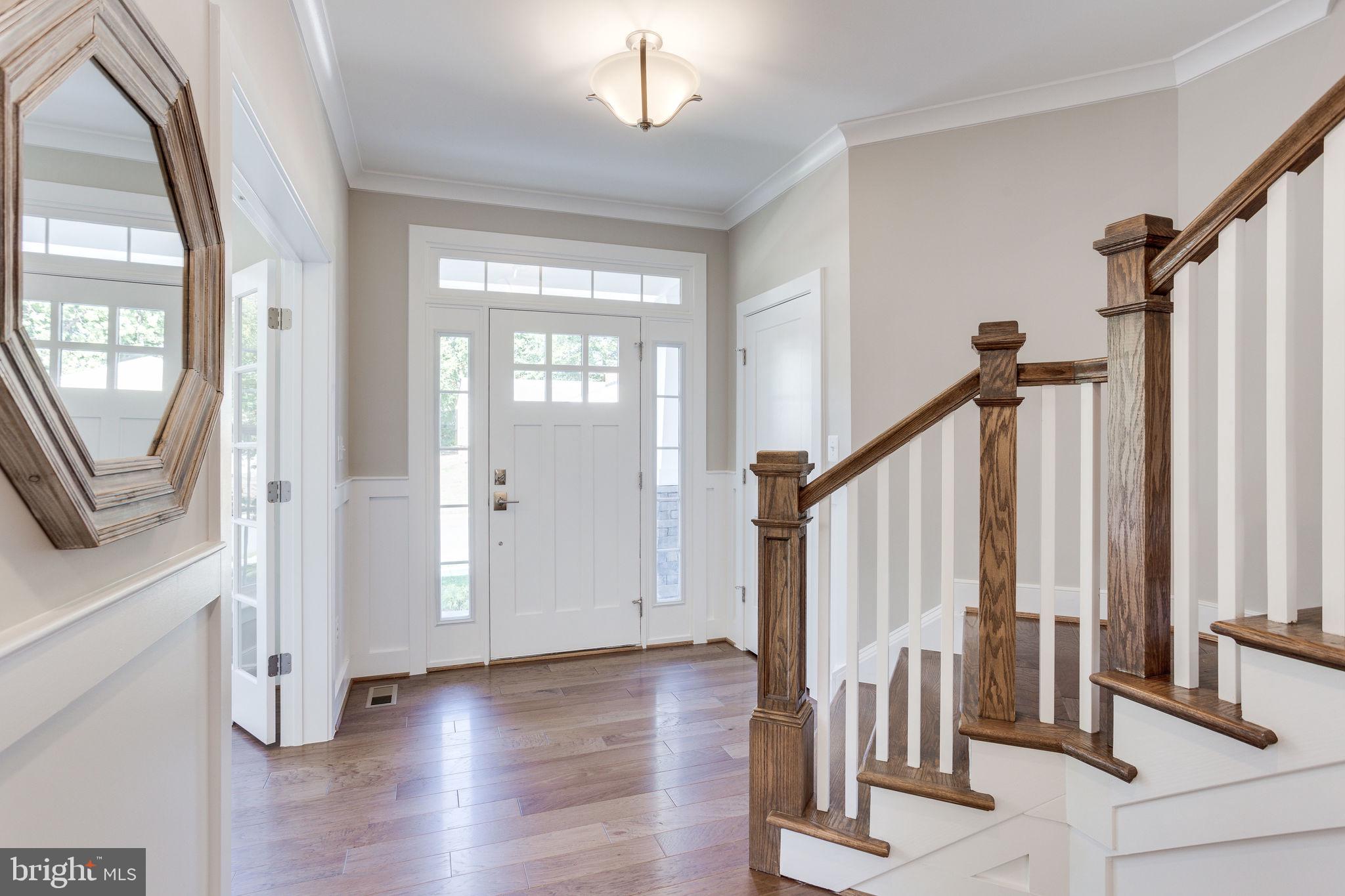 VIENNA WOODS - Residential