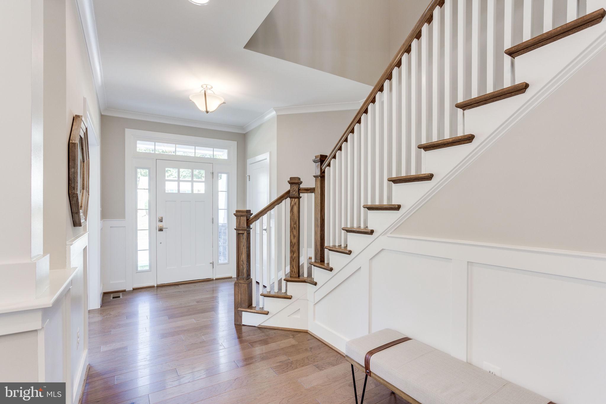 VIENNA WOODS - Residential