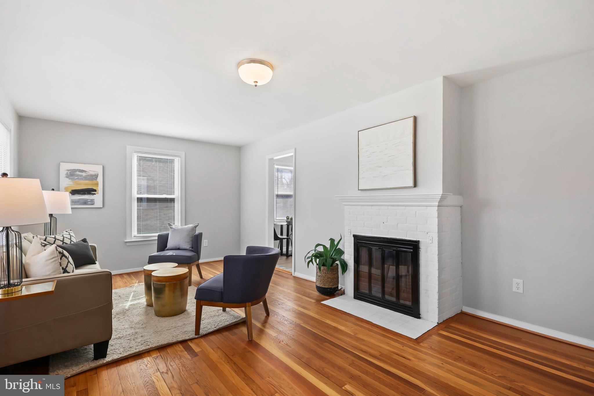 WEST LAWN - Residential