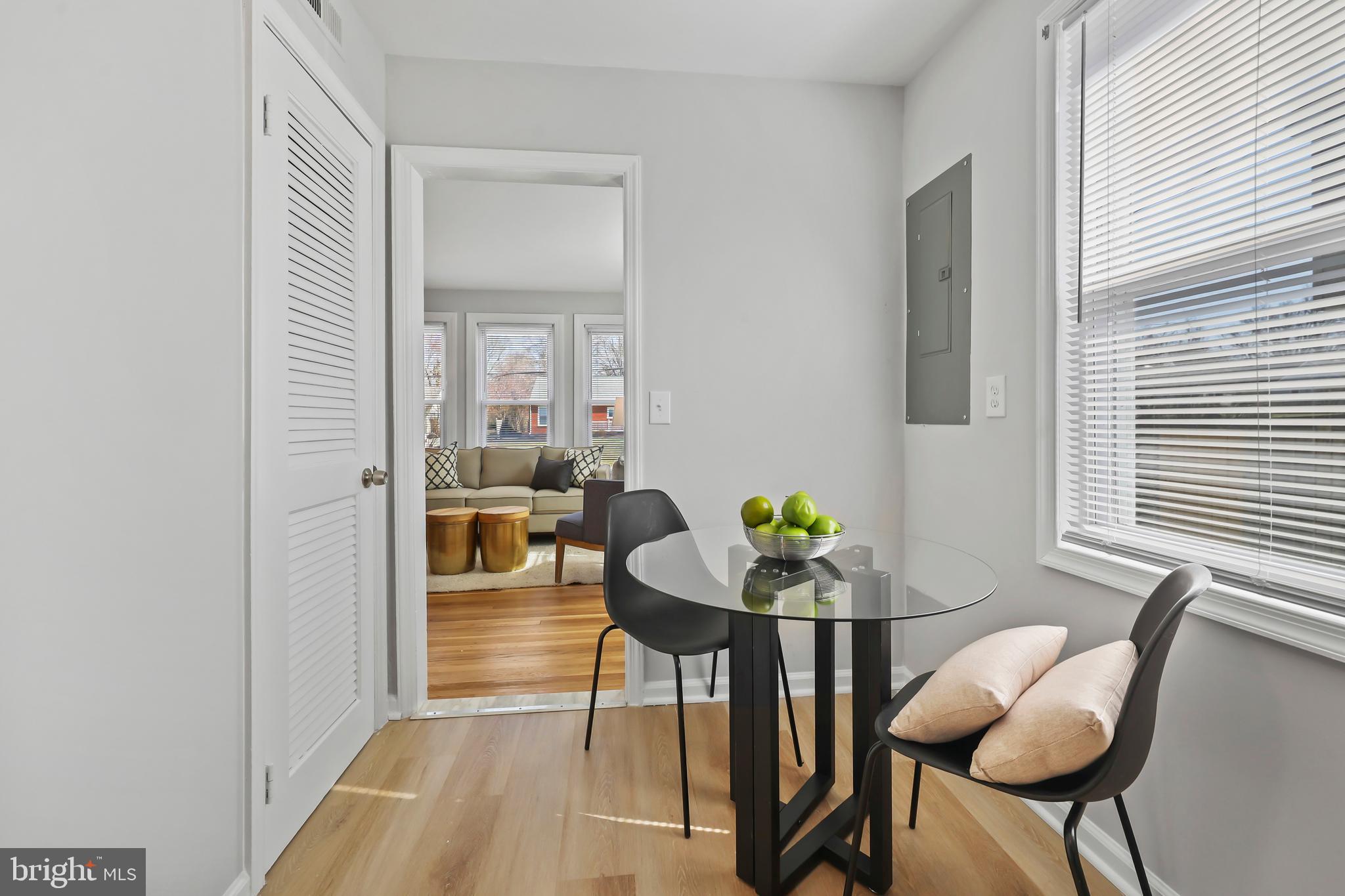 WEST LAWN - Residential