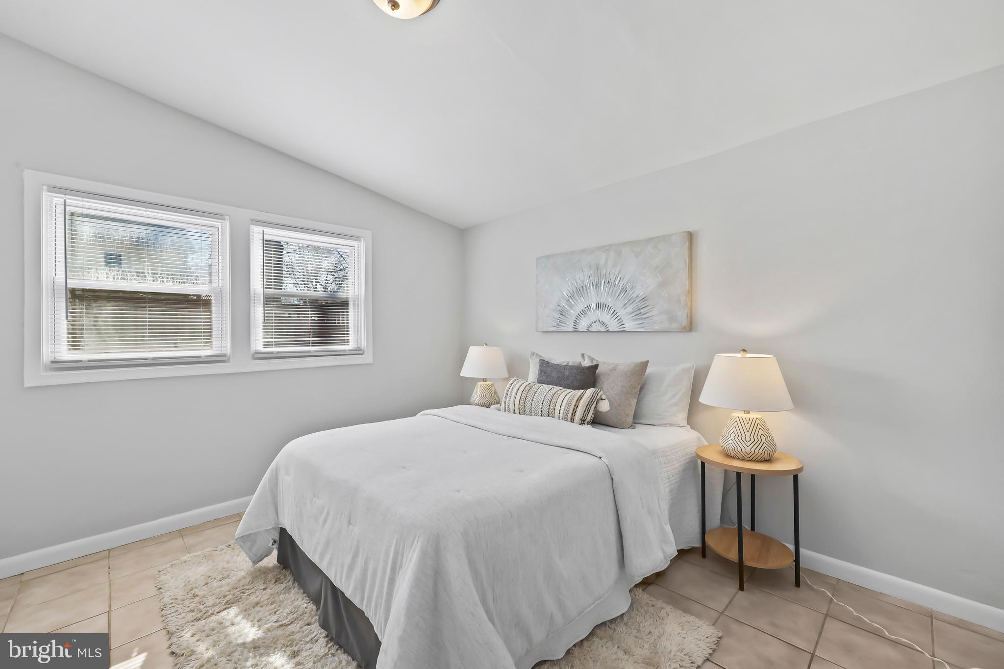 WEST LAWN - Residential