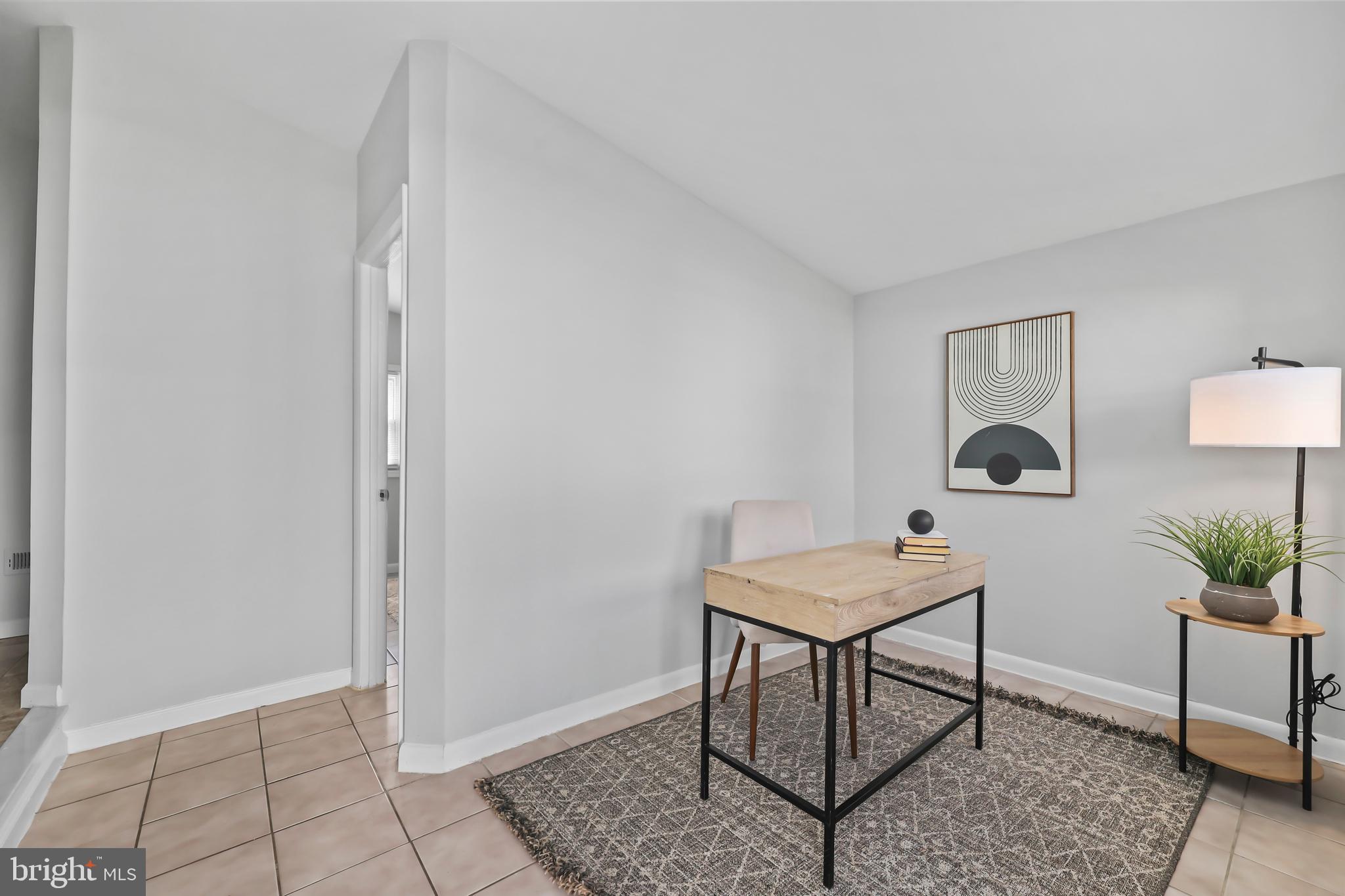 WEST LAWN - Residential