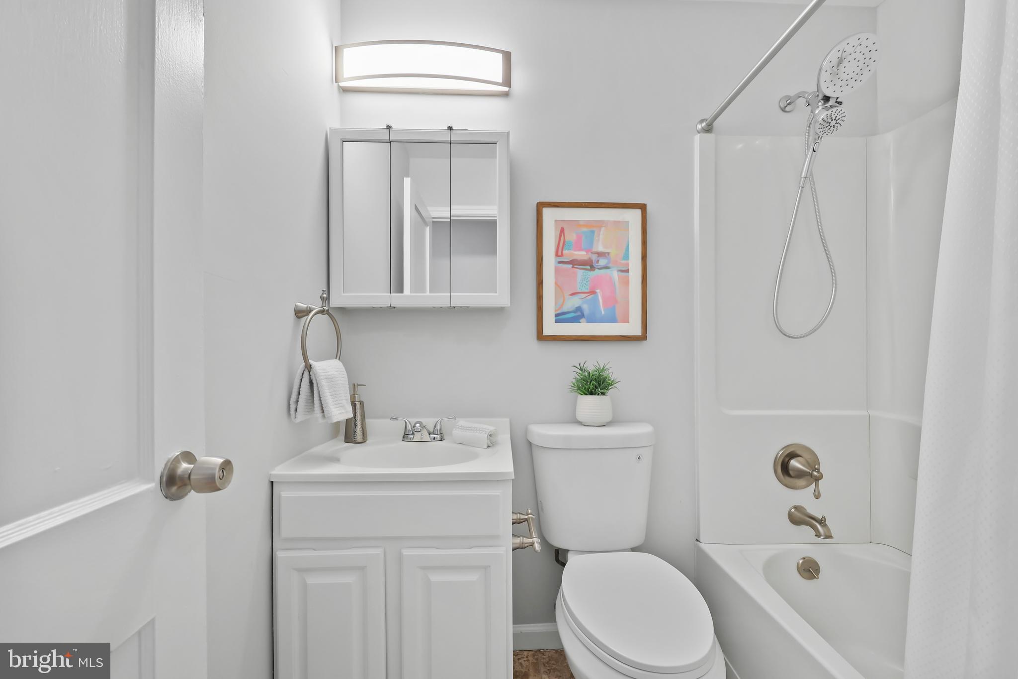 WEST LAWN - Residential