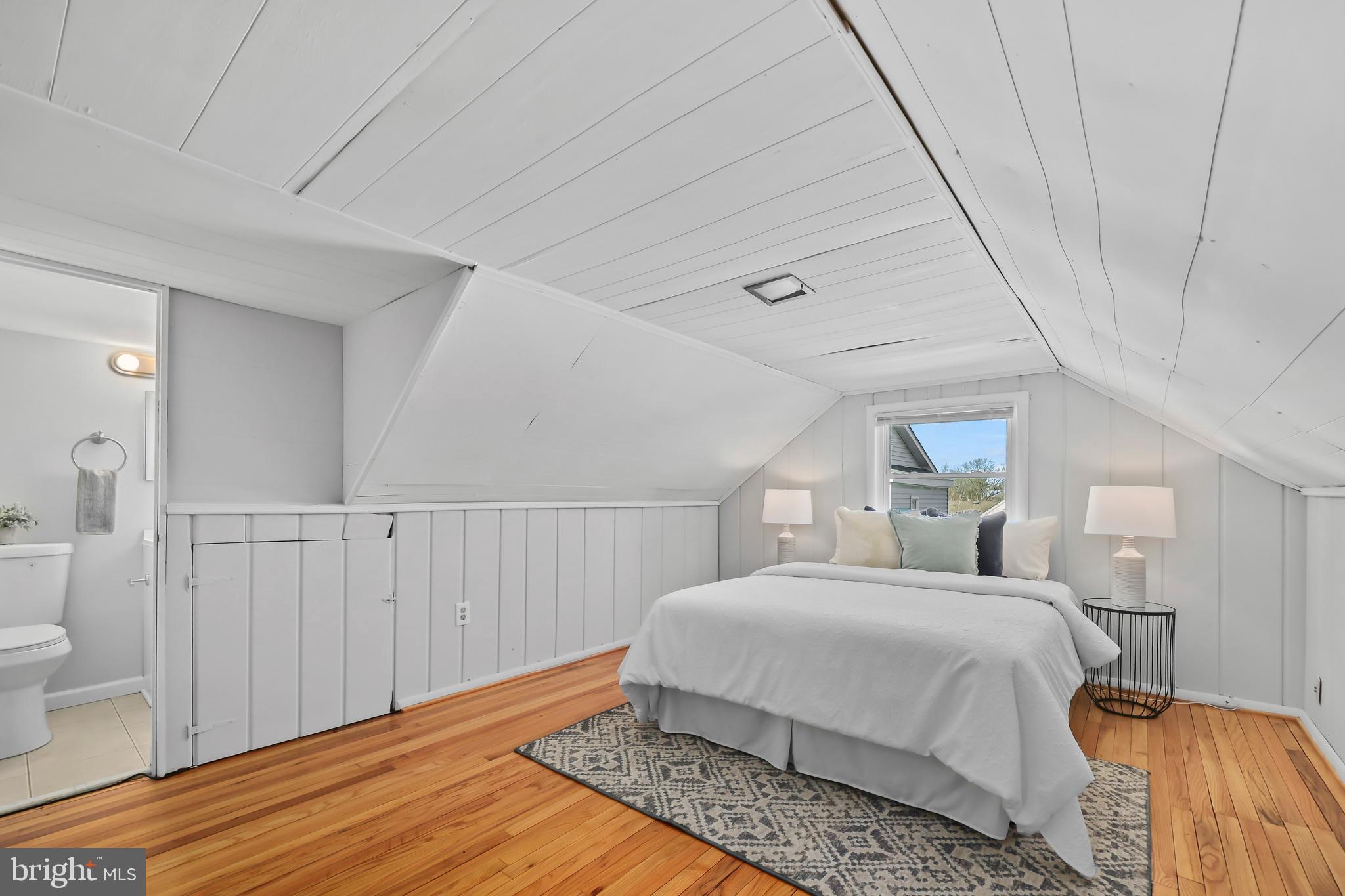 WEST LAWN - Residential