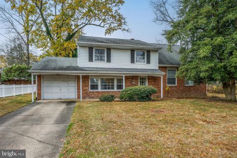 9 HEDGEROW COURT OAKLYN NJ 08107