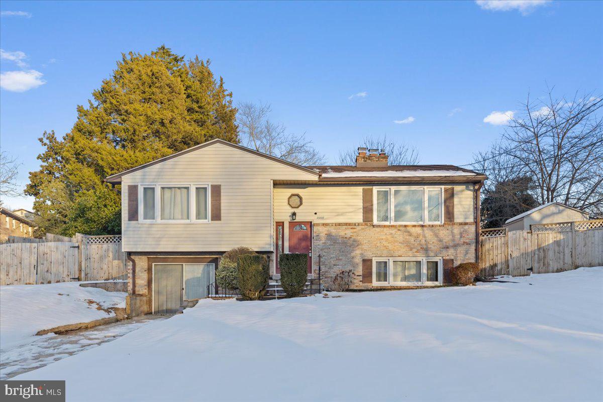 CRESTVIEW MANOR - Residential