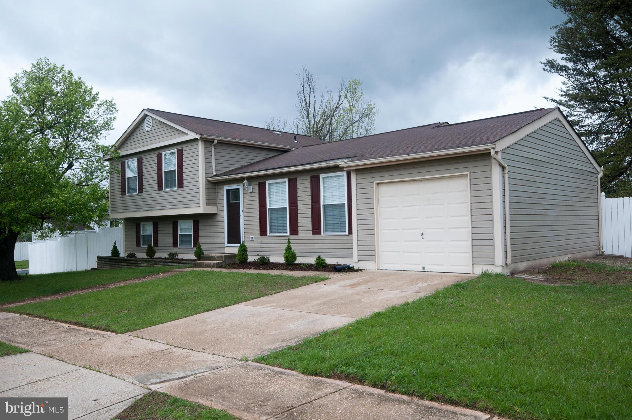 HARMANS WOODS - Residential