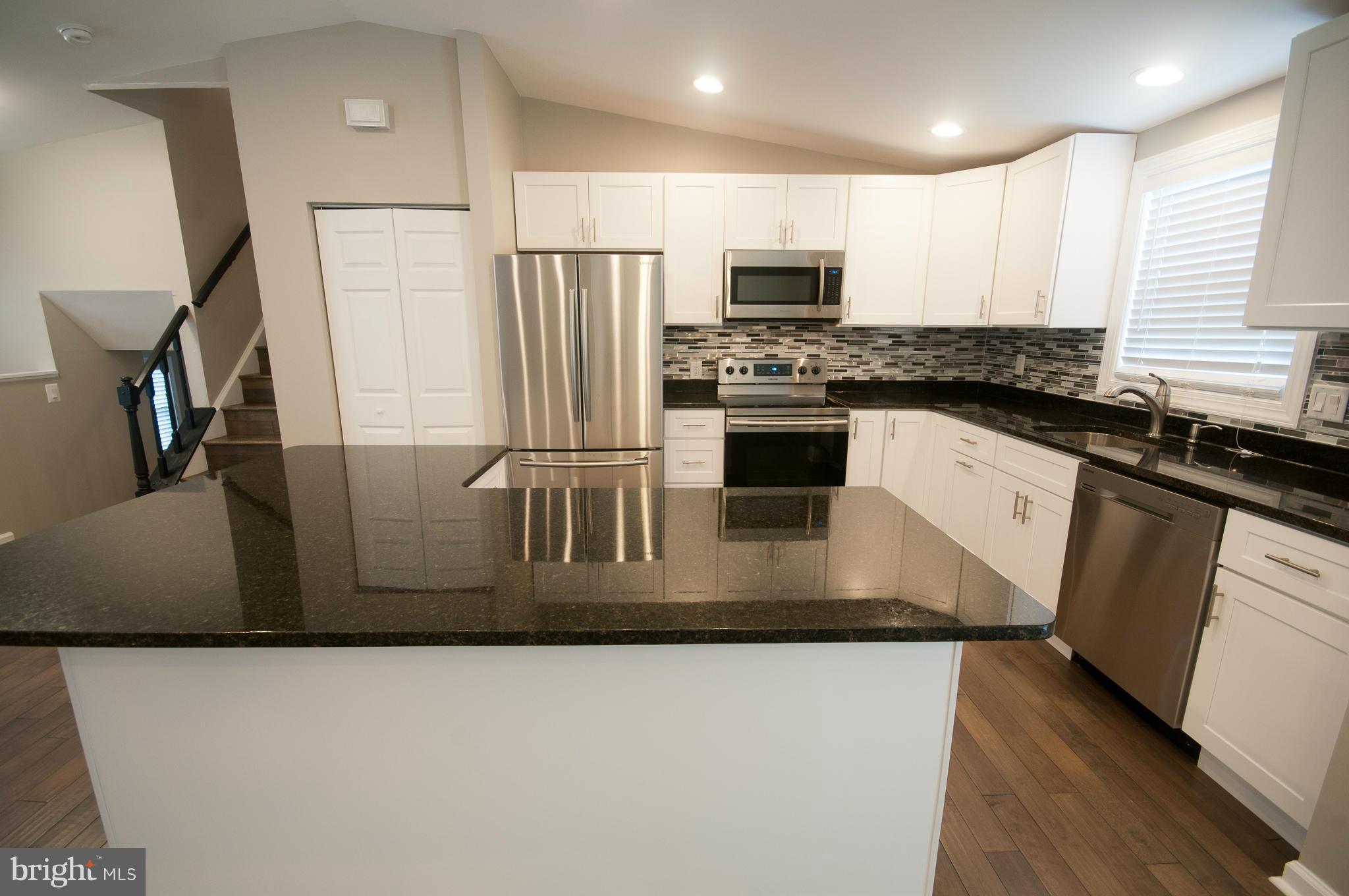 HARMANS WOODS - Residential