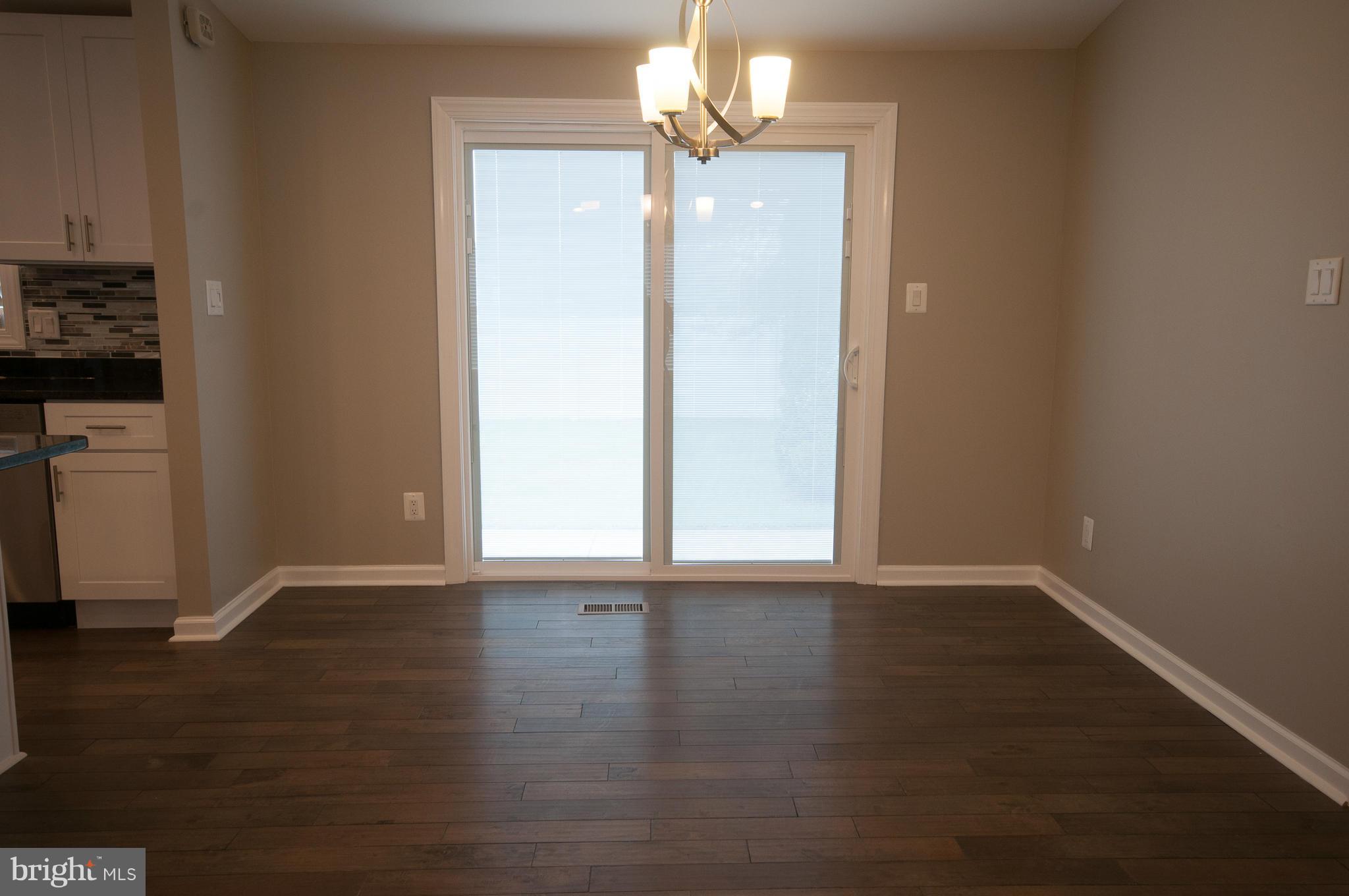 HARMANS WOODS - Residential