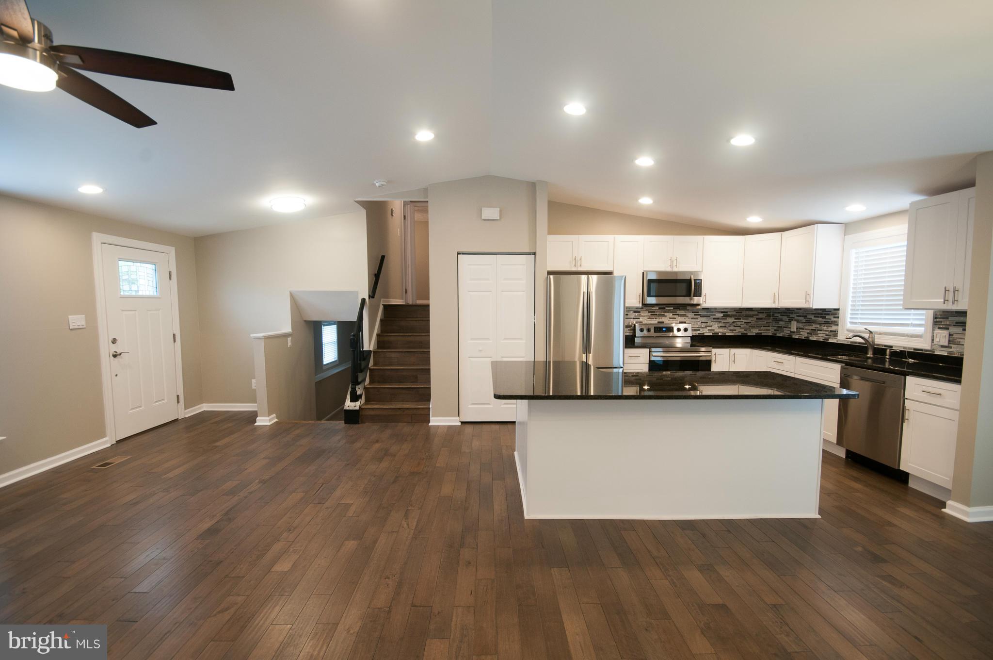 HARMANS WOODS - Residential