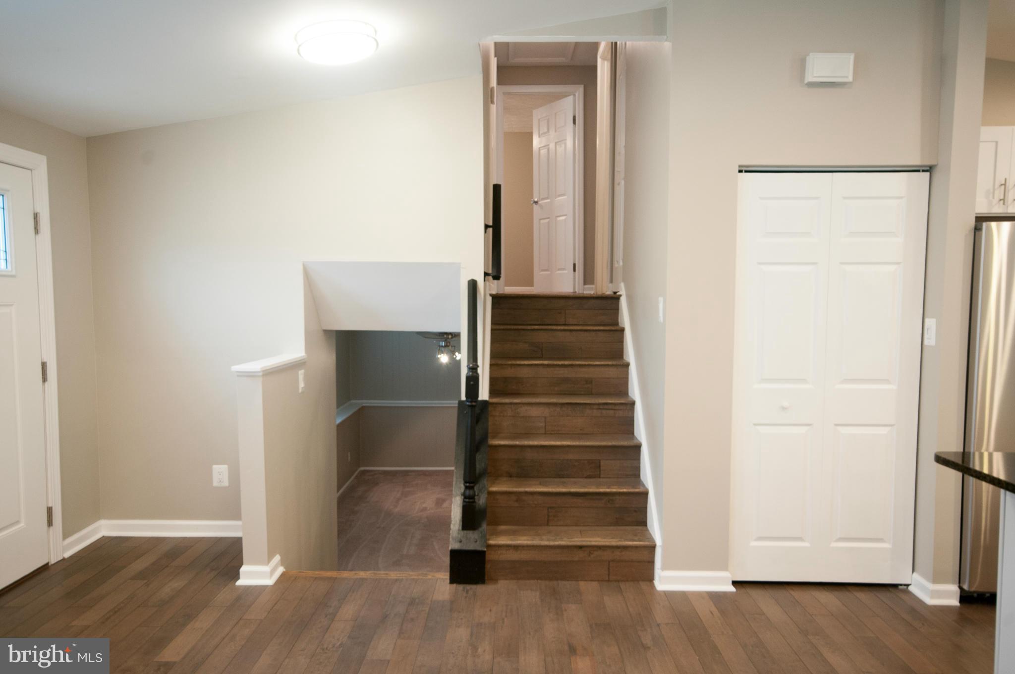 HARMANS WOODS - Residential