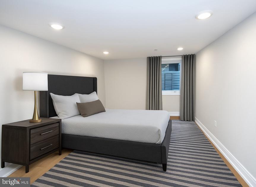 SOUTH KENSINGTON - Residential