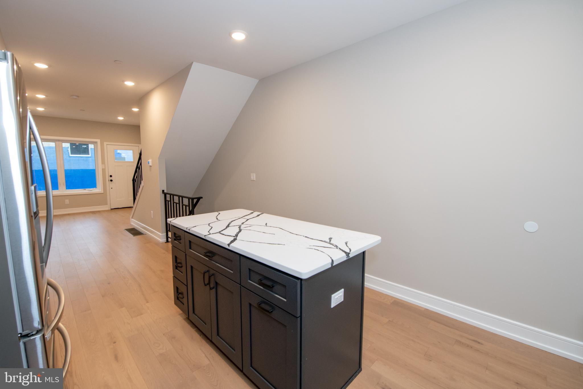 SOUTH KENSINGTON - Residential