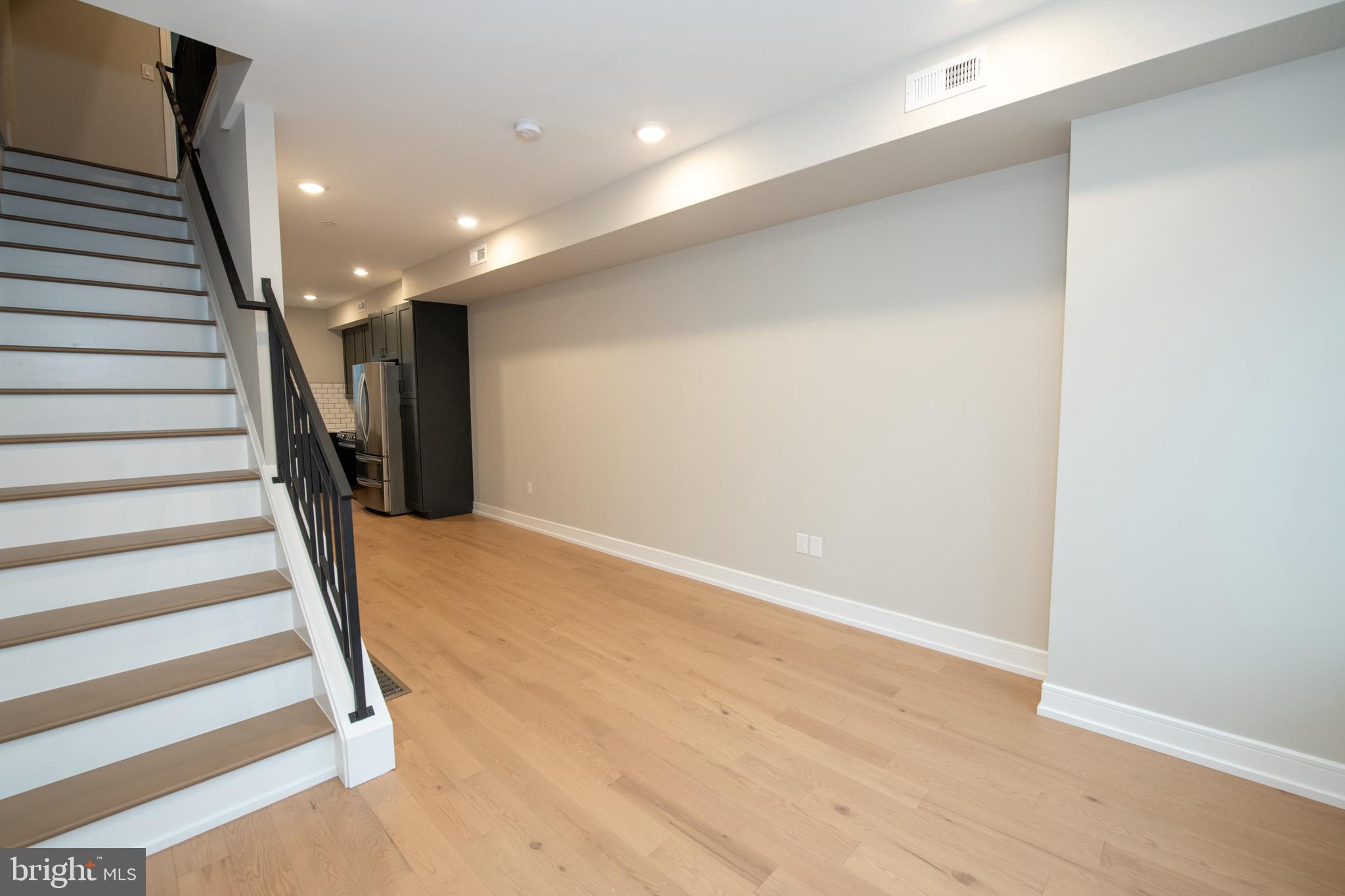 SOUTH KENSINGTON - Residential