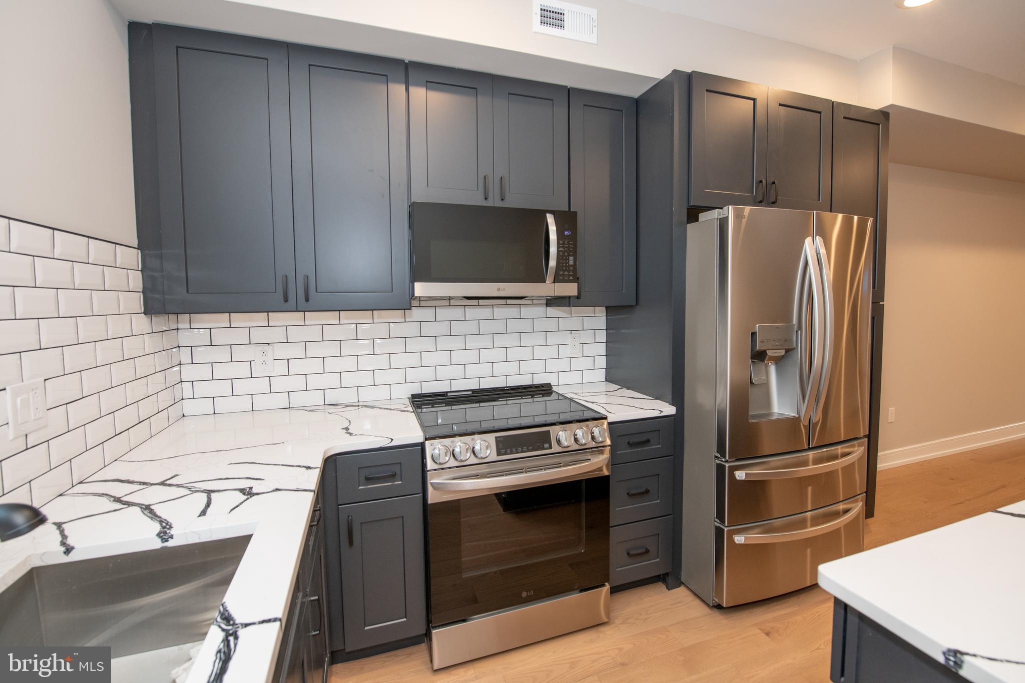 SOUTH KENSINGTON - Residential