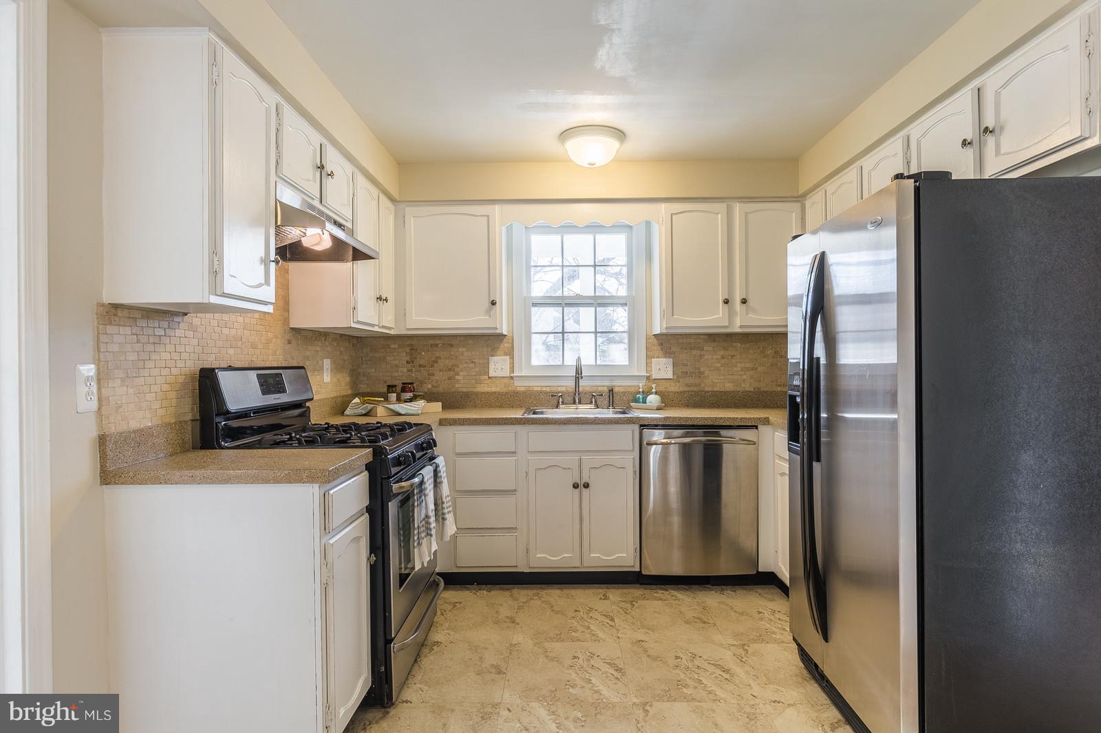 FAIR OAKS ESTATES - Residential