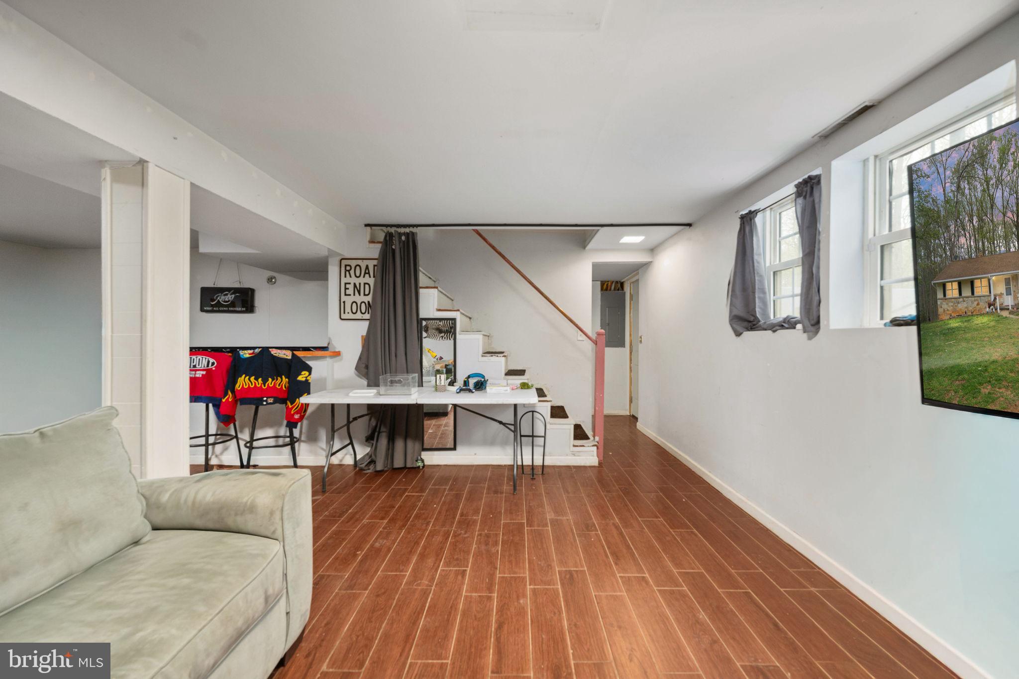 RICHARDS FERRY - Residential