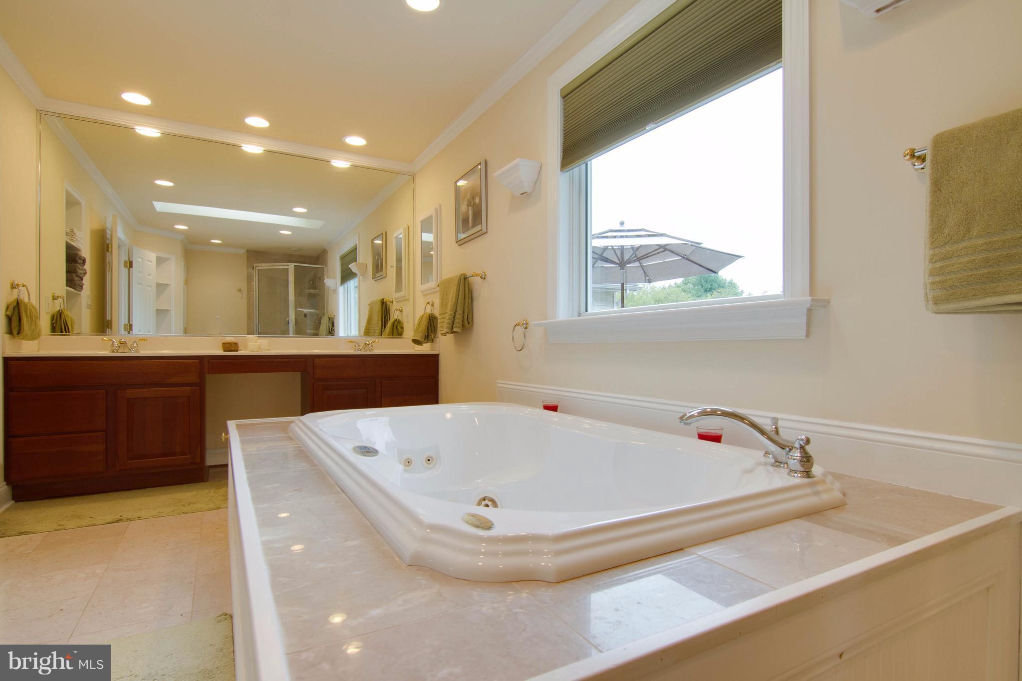 HIGHLAND FARM - Residential